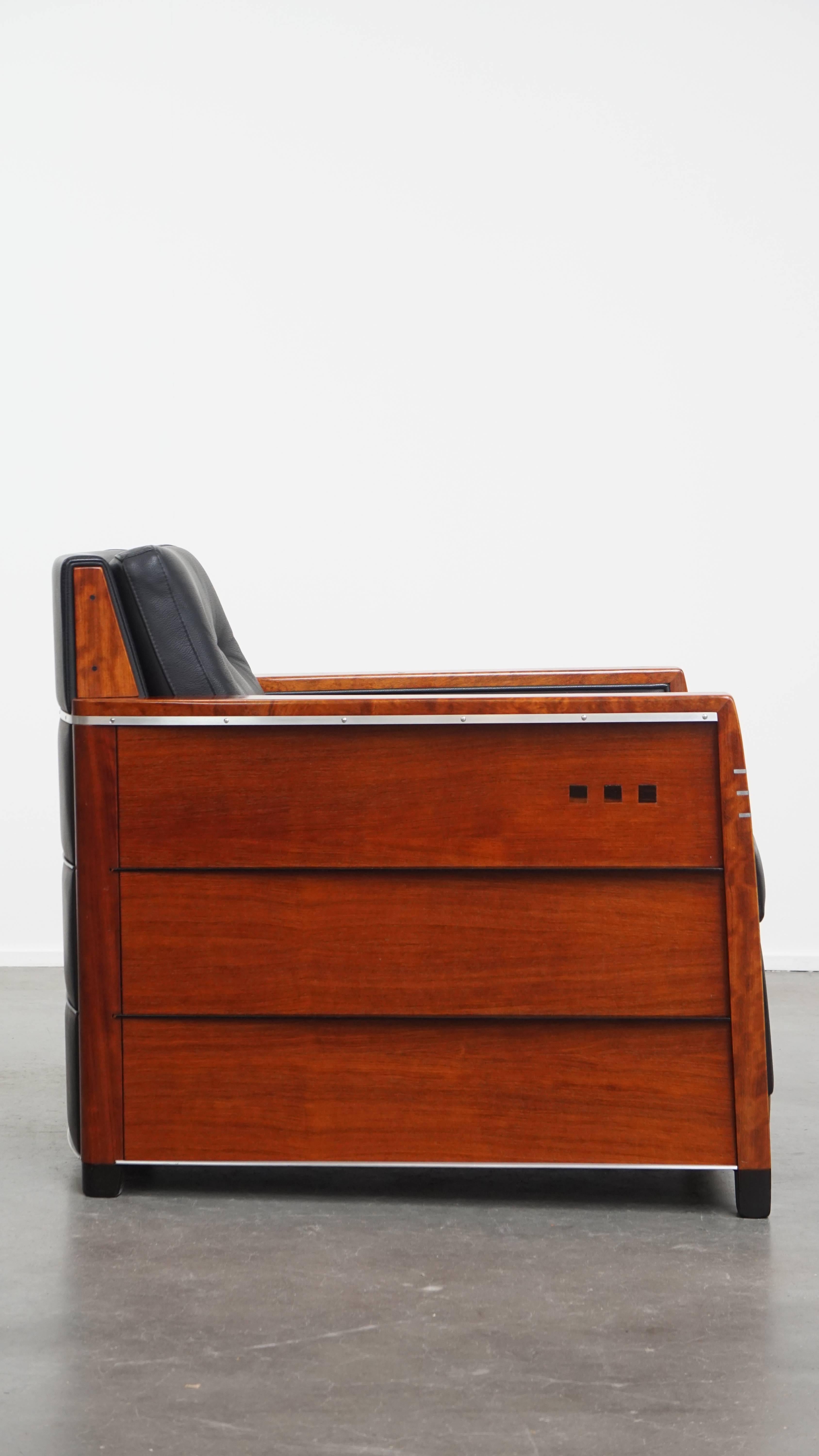Art Deco Sessel mit schwarzem Leder (Art déco) im Angebot