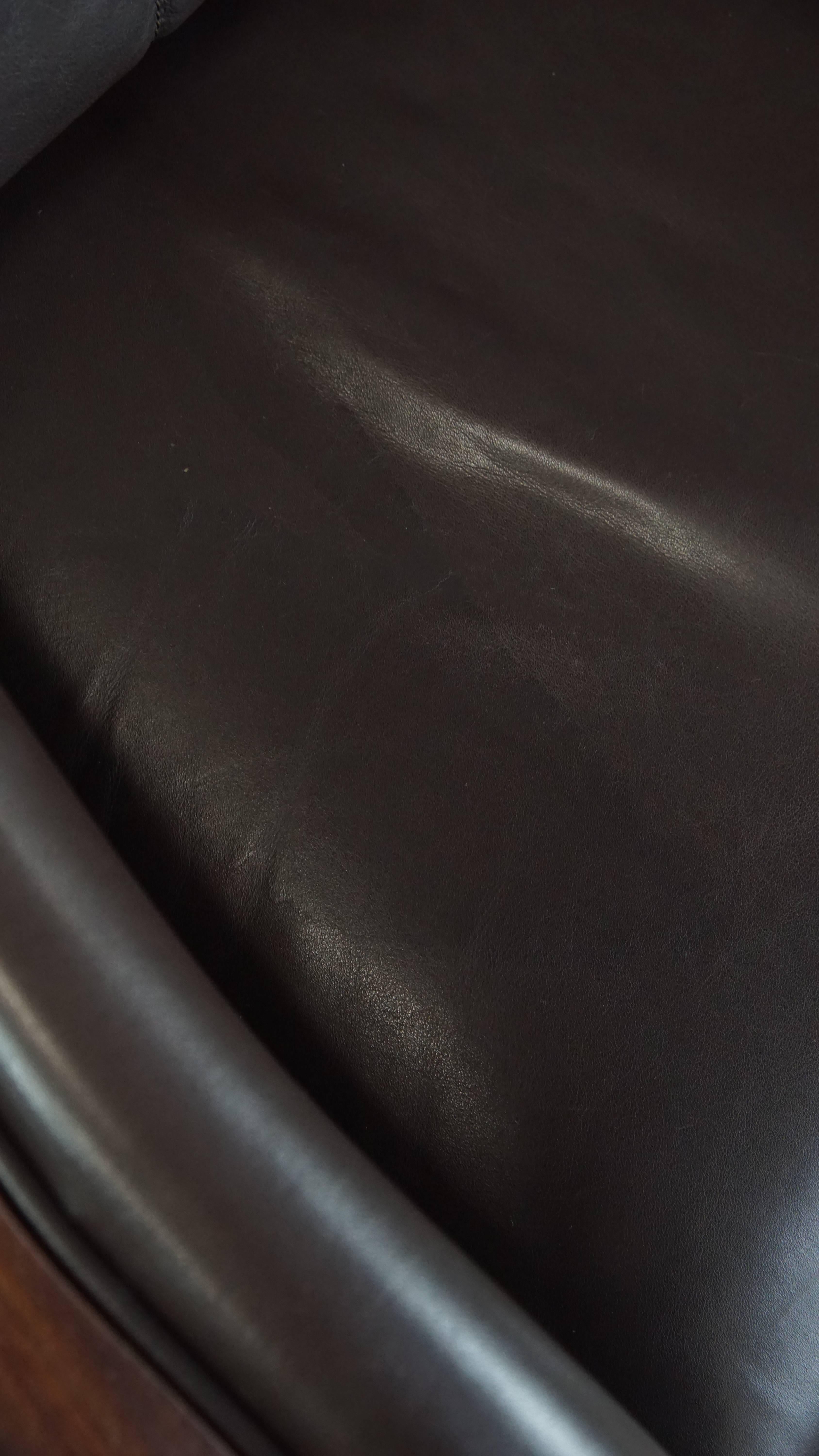 Poltrona Art Deco con pelle marrone scuro in vendita 2