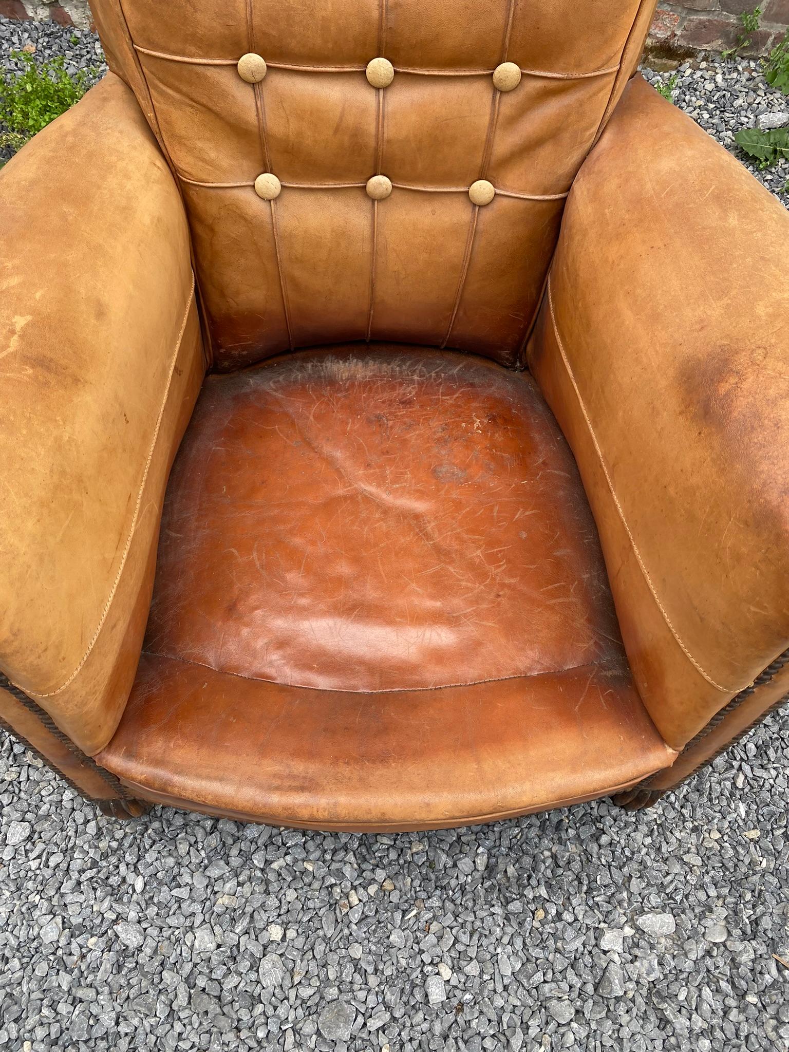 Art Deco Armchairs Covered in Leather, circa 1930 For Sale 5