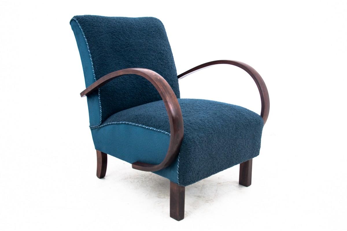Art Deco armchairs, Czechoslovakia, 1930s. Designed by J. Halabala.  For Sale 3