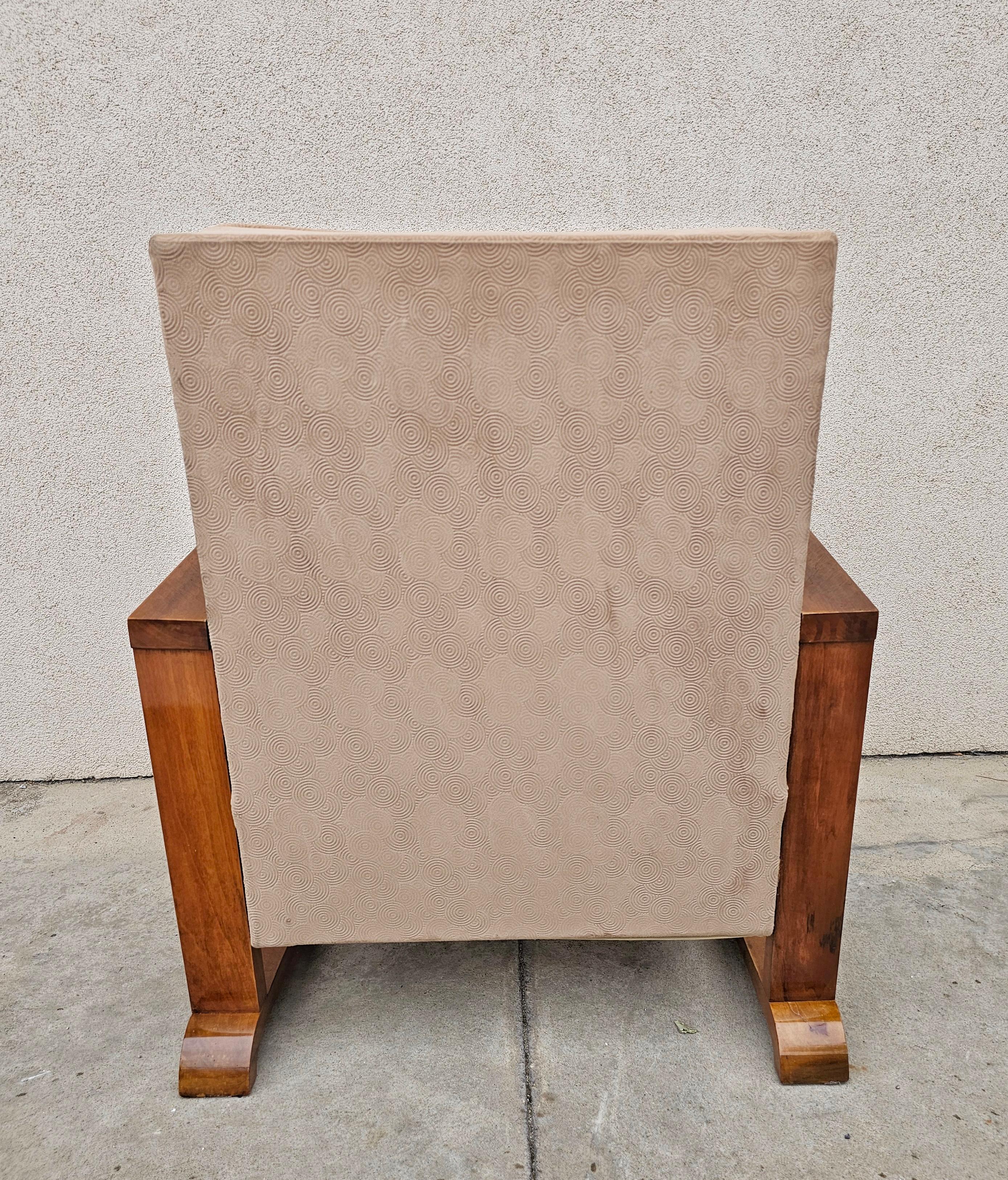 Art déco-Sessel aus massivem Nussbaumholz, Österreich 1920er Jahre im Angebot 3