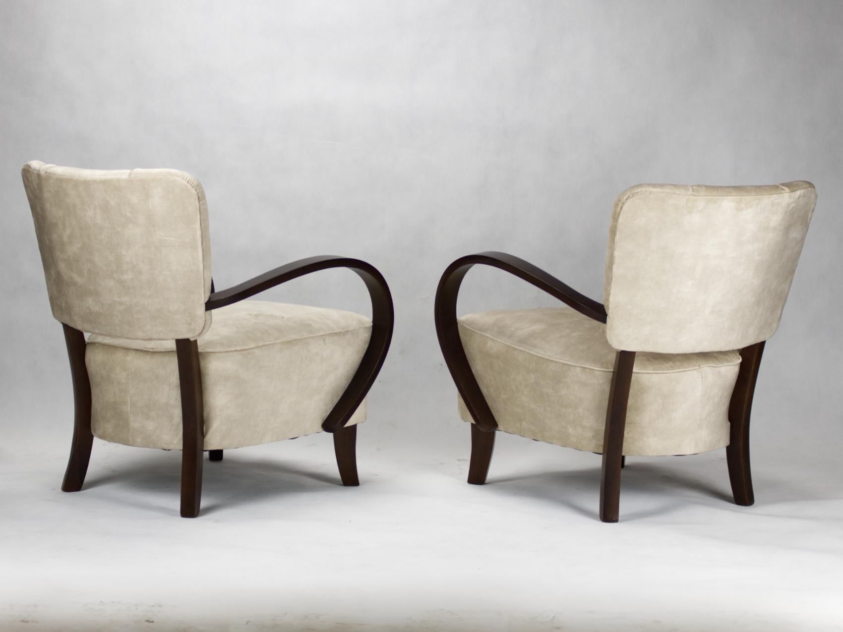 Mid-20th Century Art Deco Armchairs H 237 by Jindrich Halabala, 1930s