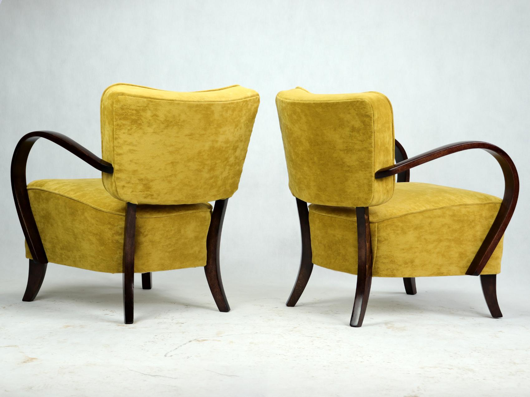 Upholstery Art Deco Armchairs H237 by Jindřich Halabala, 1930s