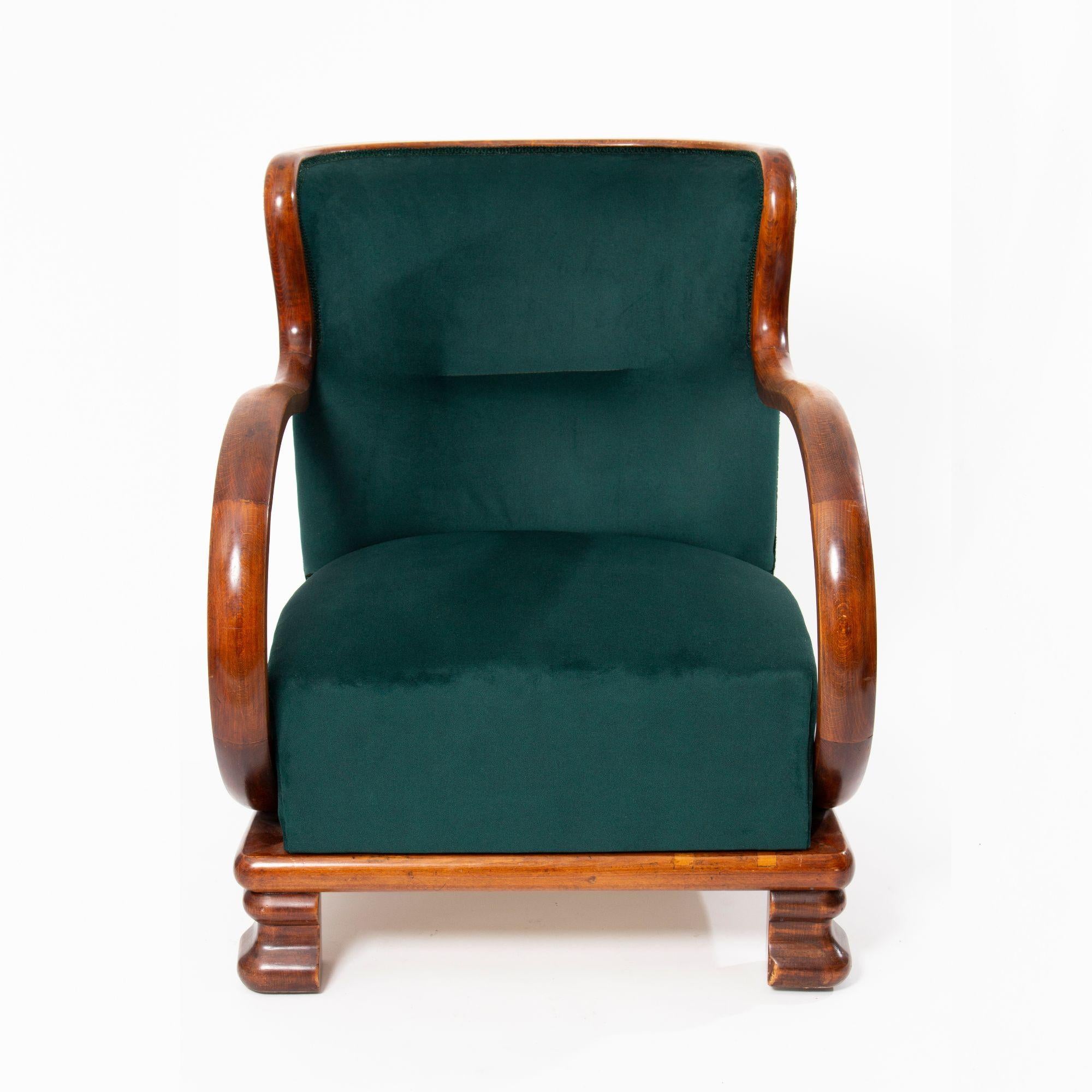 Mid-20th Century Art Deco Armchairs in Green Velvet, 1930s For Sale