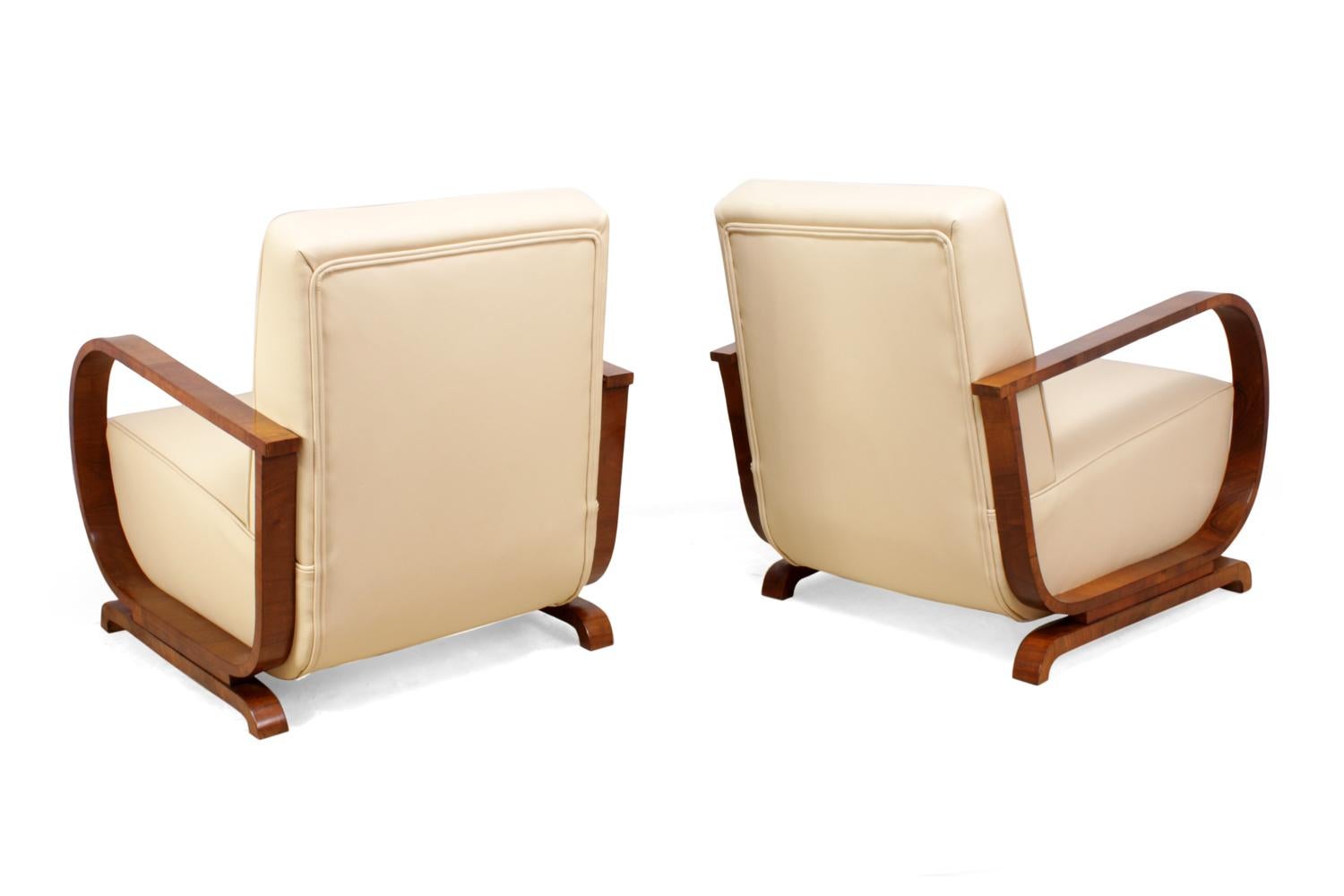 Art Deco Armchairs in Walnut and Leather, circa 1930 3
