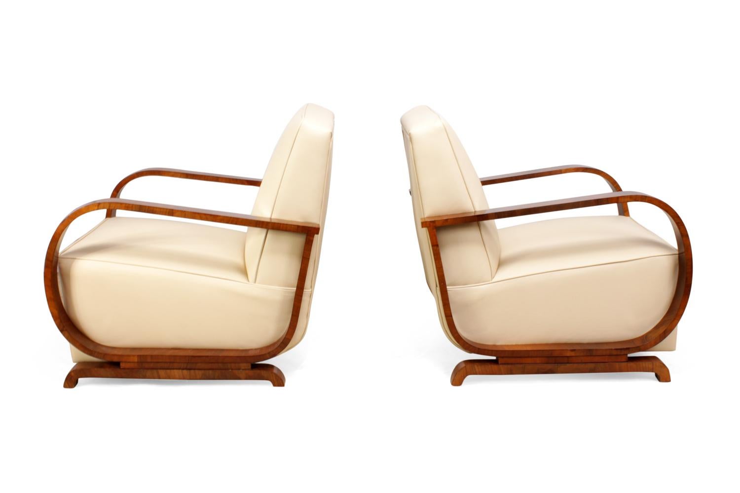 Art Deco Armchairs in Walnut and Leather, circa 1930 4