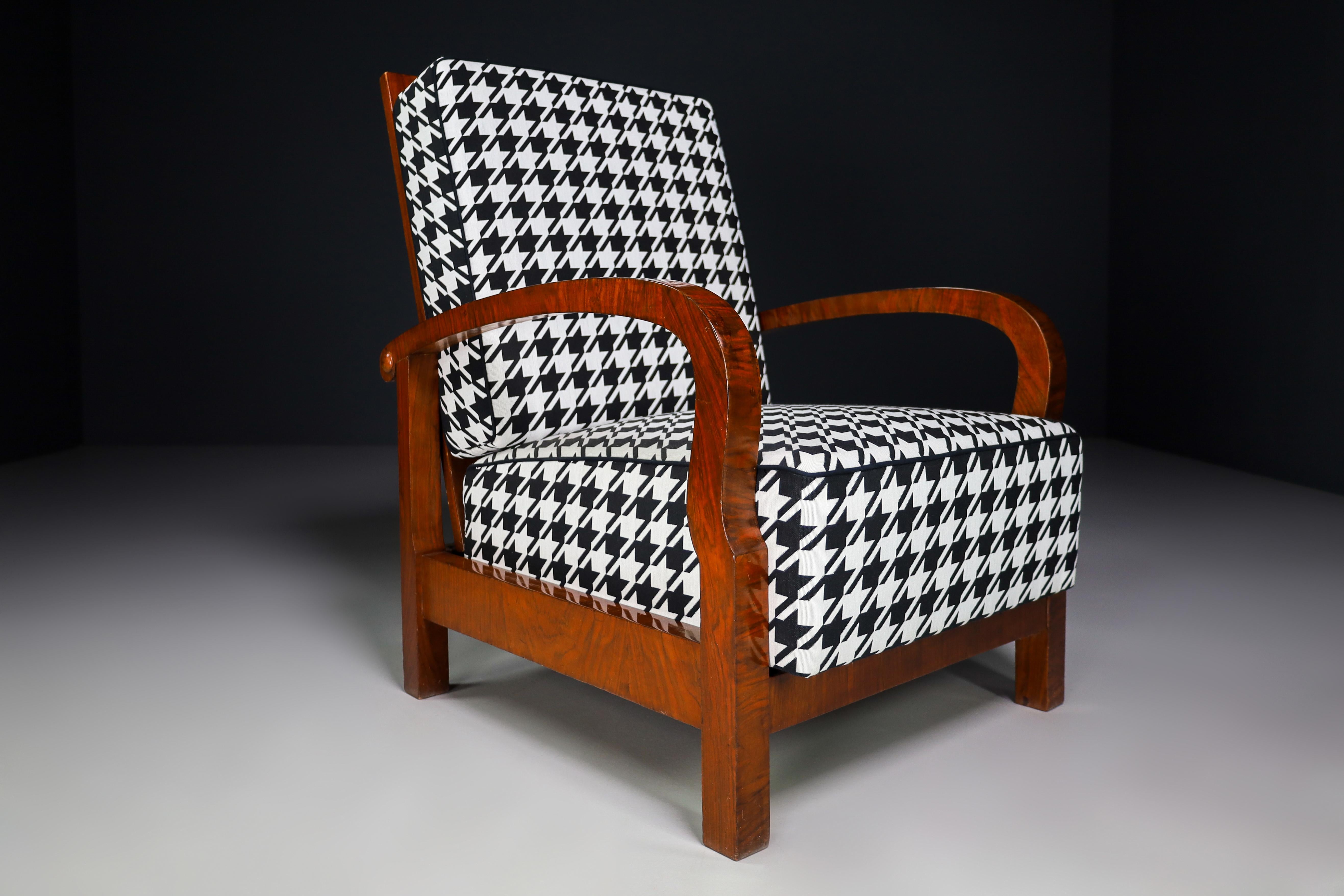 Czech Art Deco Armchairs in Walnut and Reupholstered Fabric, Praque 1930s For Sale