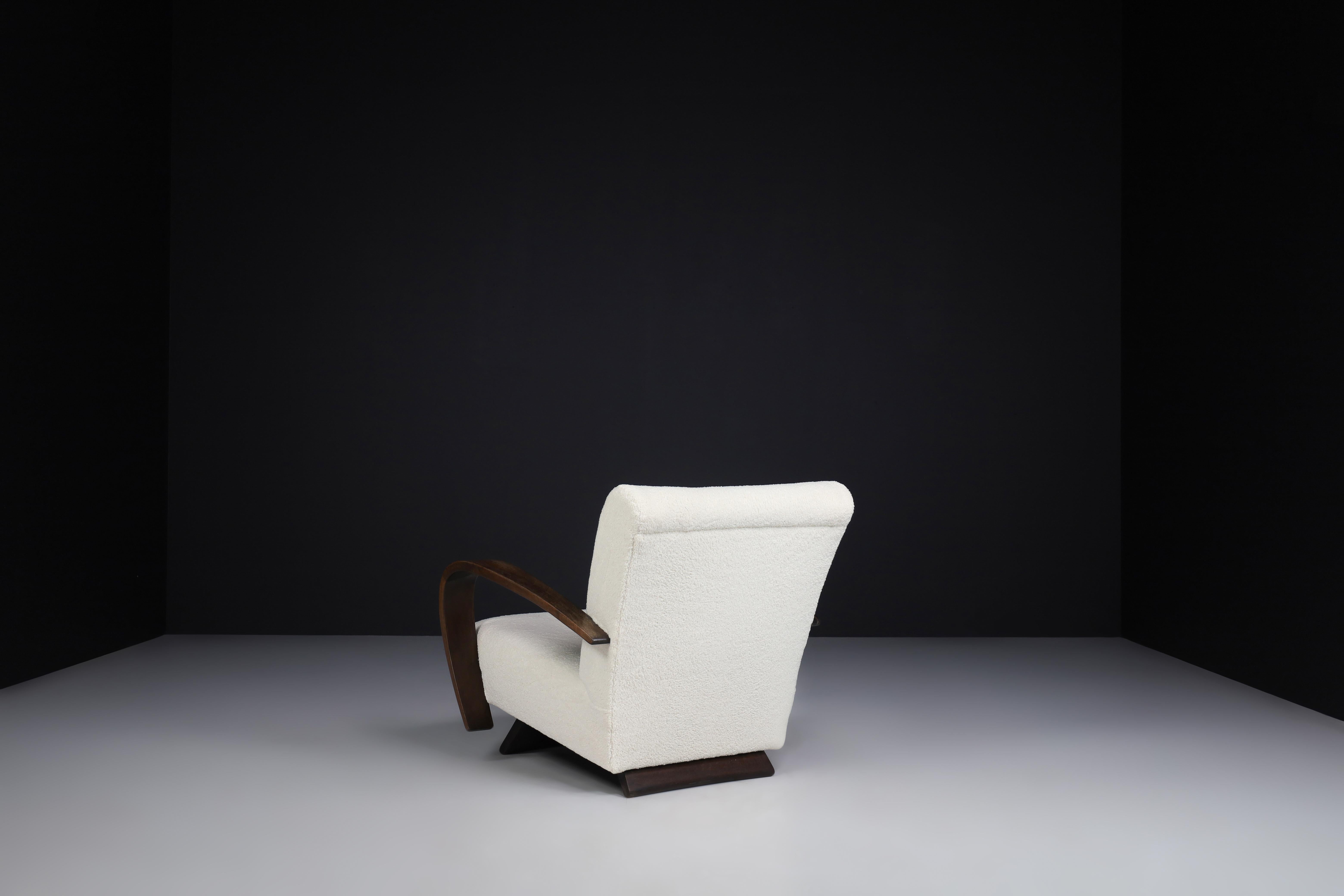 Italian Art Deco Armchairs in Walnut and Teddy Upholstery, Italy, 1930s For Sale