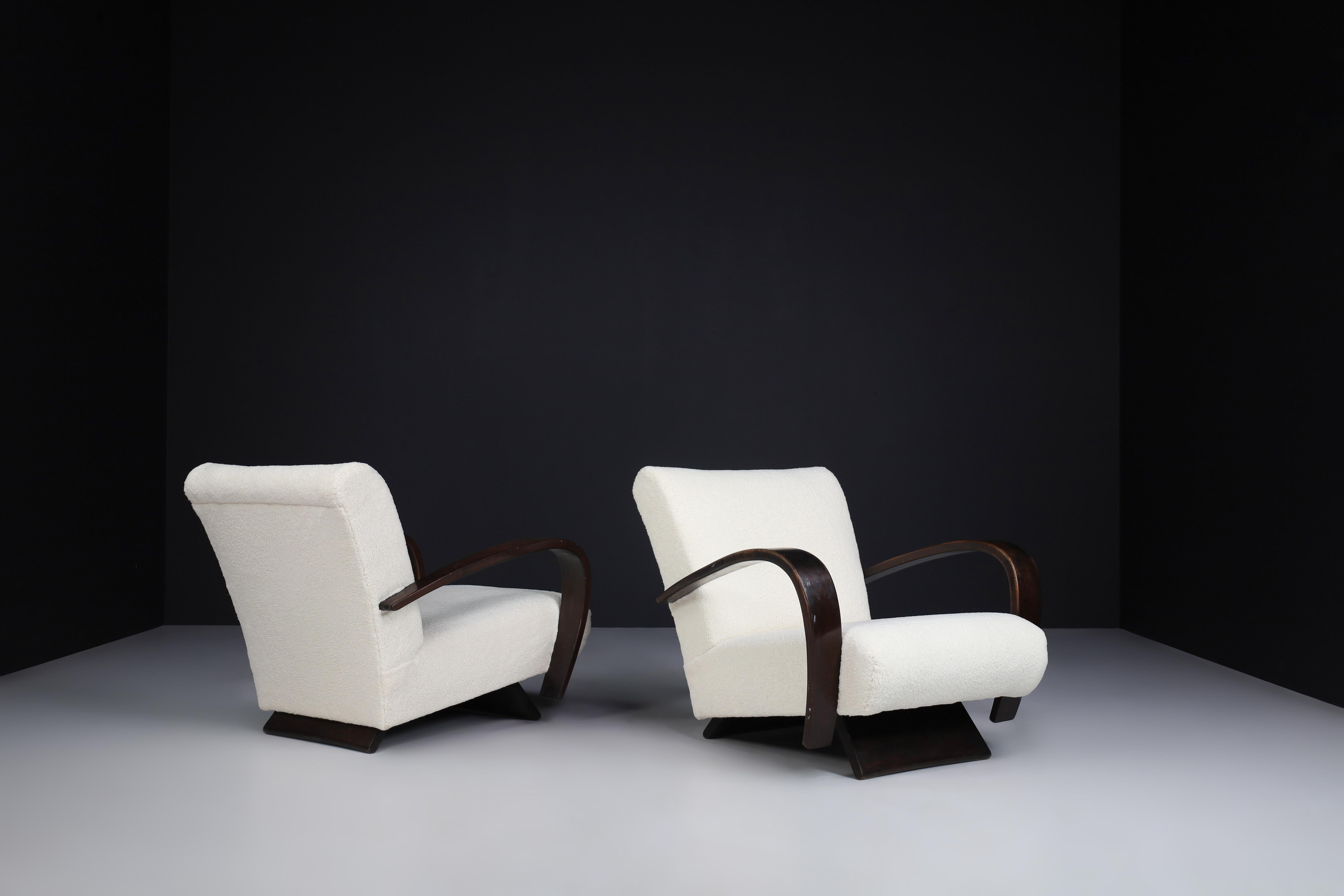 Art Deco Armchairs in Walnut and Teddy Upholstery, Italy, 1930s  For Sale 1