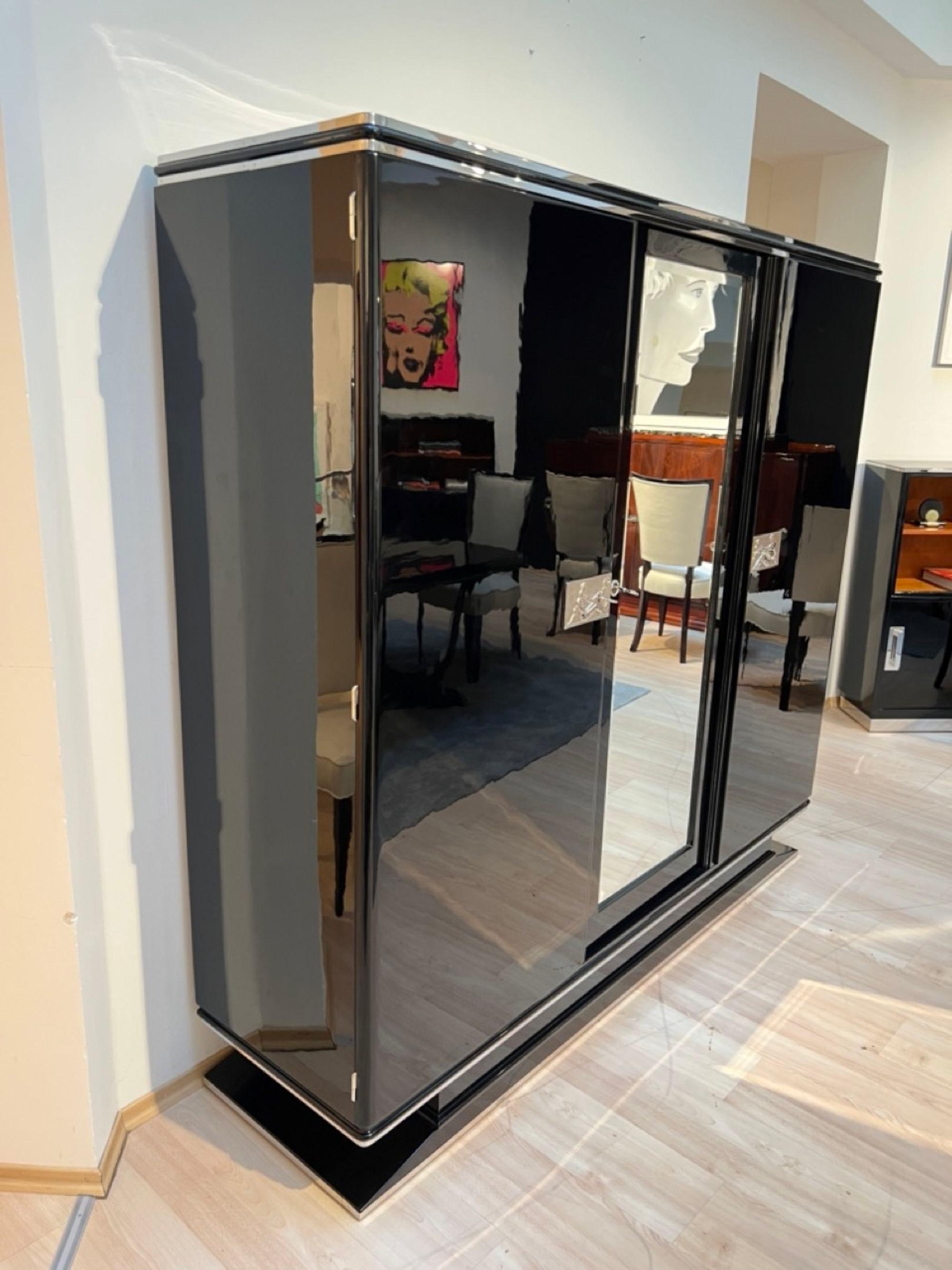 Art Deco Armoire, Black Lacquer, Mahogany, Mirror, Chrome, France circa 1930 For Sale 5