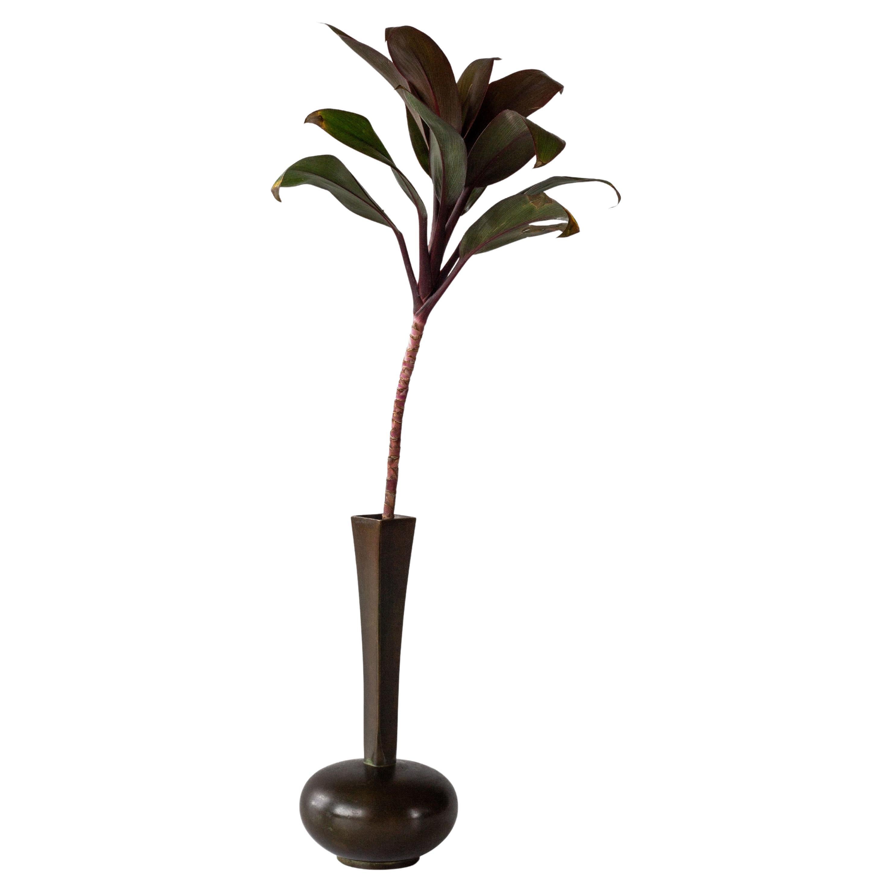Art Deco Art Deco Bronze Vase by GAB, Guldsmedsaktiebolaget, Sweden, 1930s in vendita
