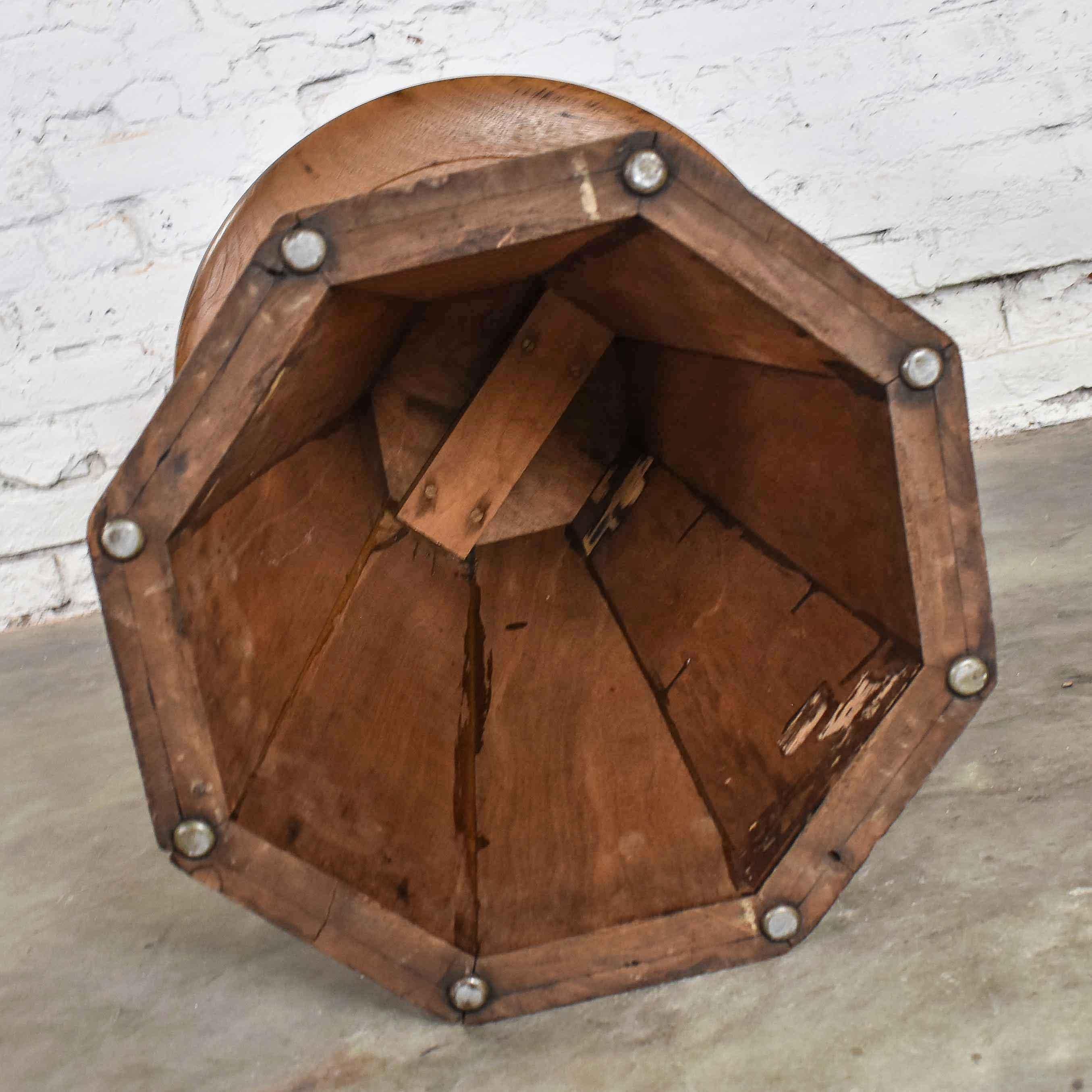 Art Deco Art Nouveau Arts & Craft Conical Side Table Round Top Octagon Base 4