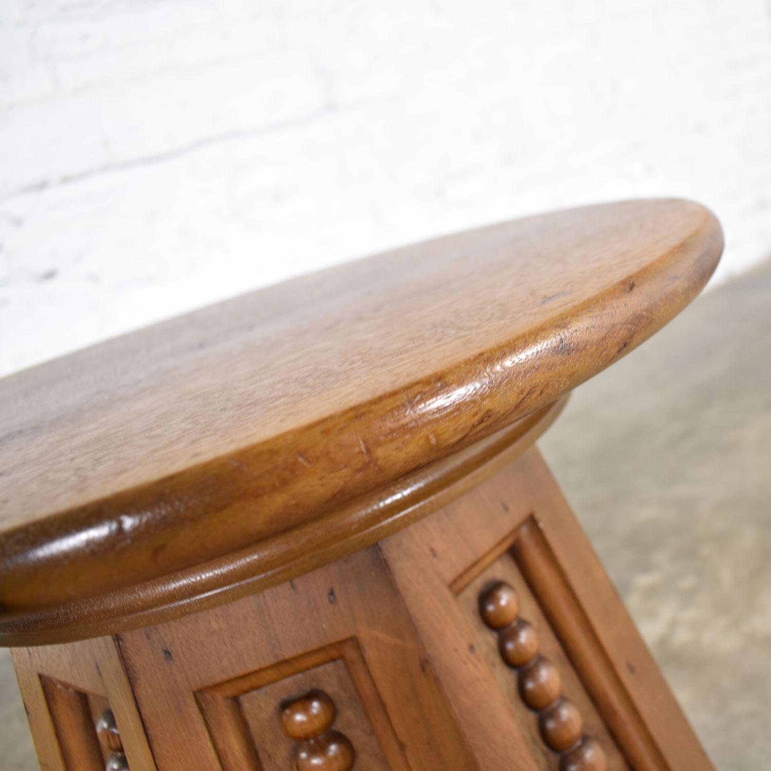 Art Deco Art Nouveau Arts & Craft Conical Side Table Round Top Octagon Base 1