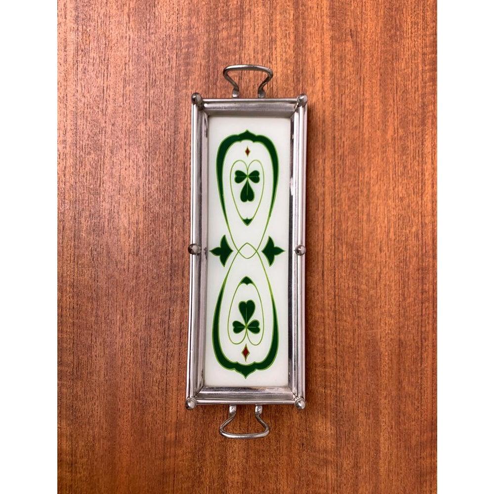 Art Deco / Jugendstil Tablett aus Metall und Glas im Zustand „Hervorragend“ im Angebot in Hamburg, DE