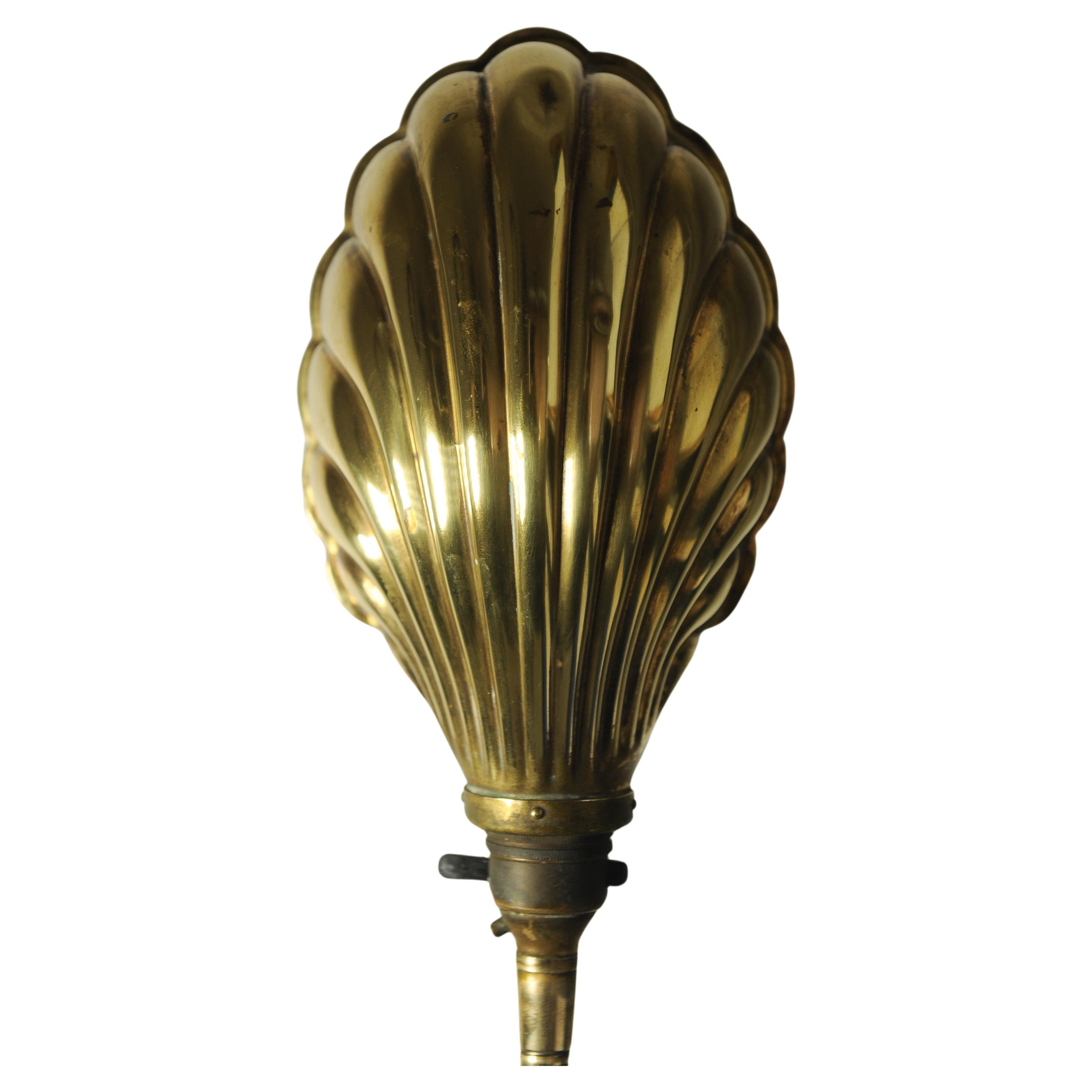 Art Deco Articulated Brass Gooseneck Desk Lamp with Decorated Shell Shade, 1920s In Good Condition In Reading, Berkshire