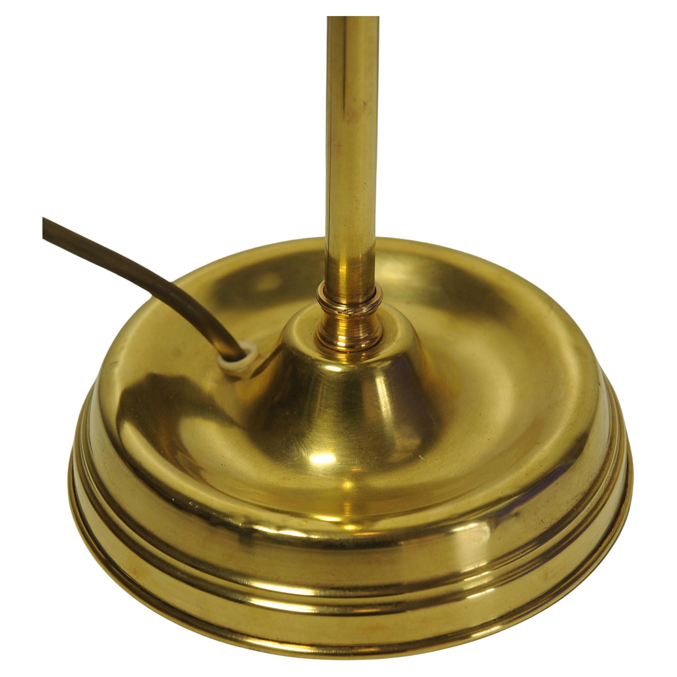 Art Deco Articulated Brass Gooseneck Desk Lamp with Decorated Shell Shade, 1920s In Good Condition In Reading, Berkshire