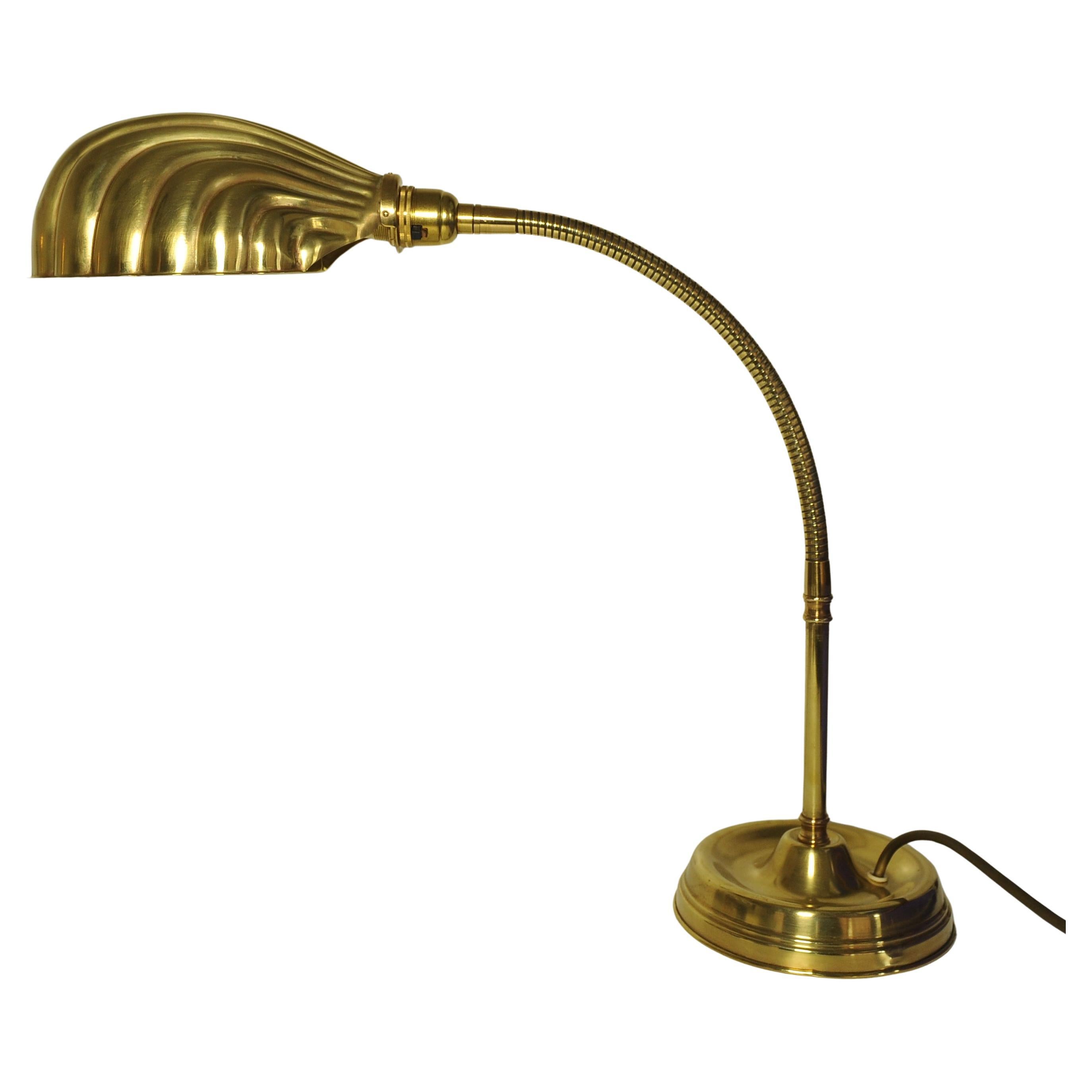 What is a USB lamp?