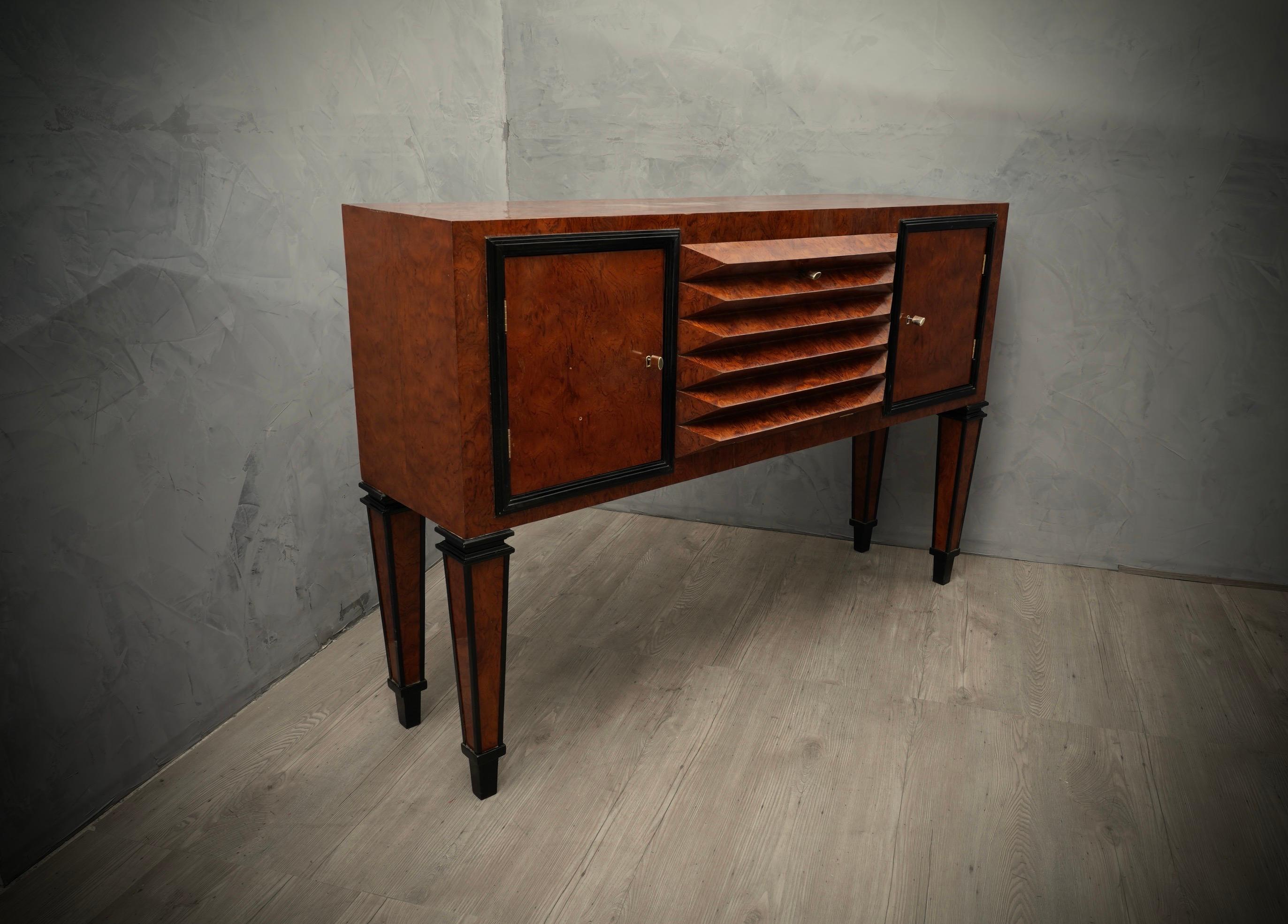 Art Deco Ash Wood and Brass Keys Austrian Dry Bar Credenzas Sideboard, 1920 For Sale 1