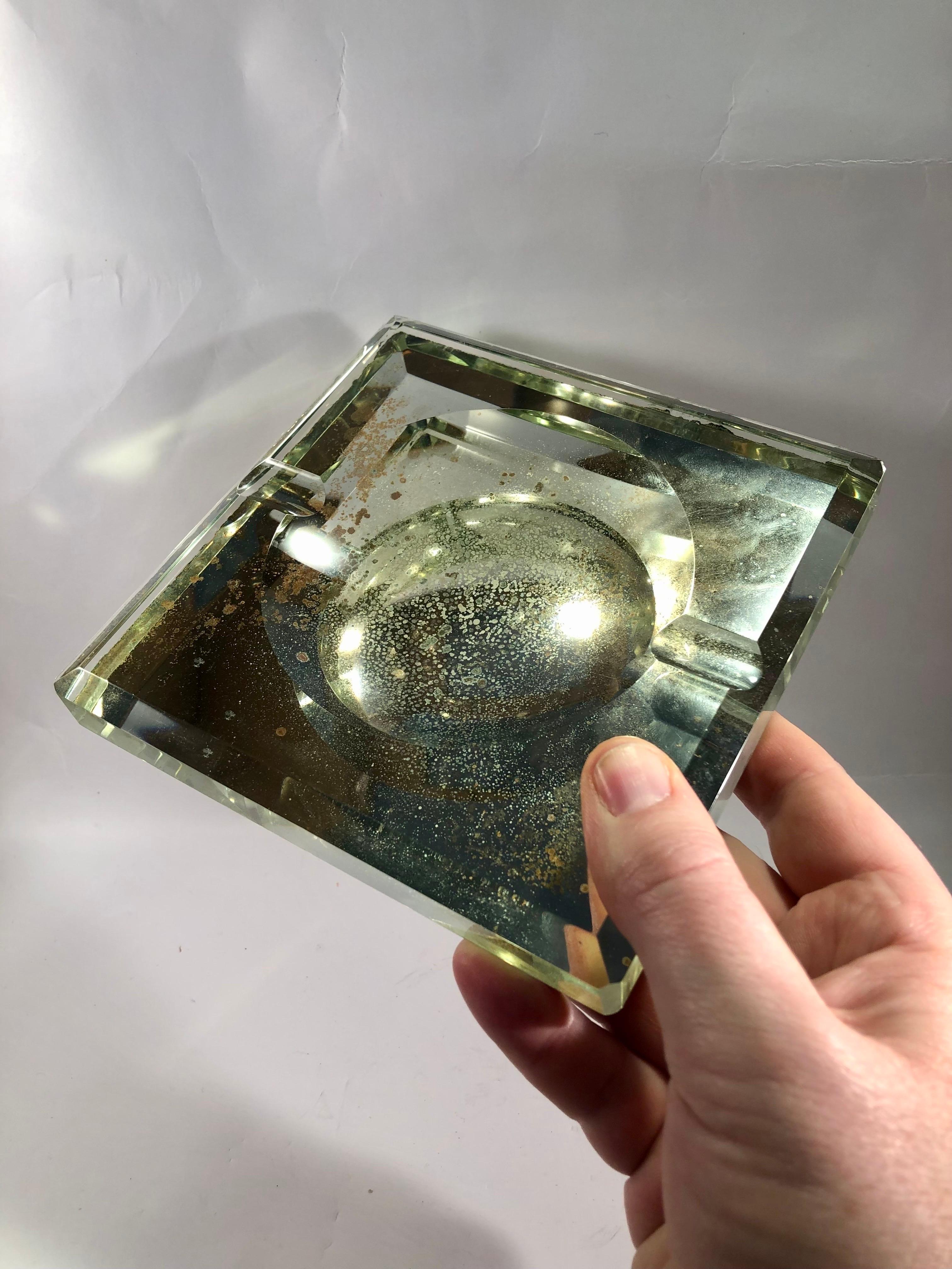 Cendrier Art déco de Jean Luce en verre de Saint Gobain, France, années 1920. Bon état - En vente à SOTTEVILLE-LÈS-ROUEN, FR