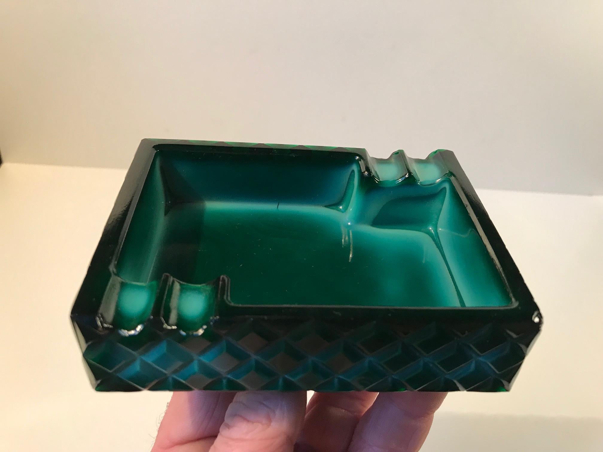 Mid-20th Century Art Deco Ashtray in Malachite Glass, Bohemia, 1930s
