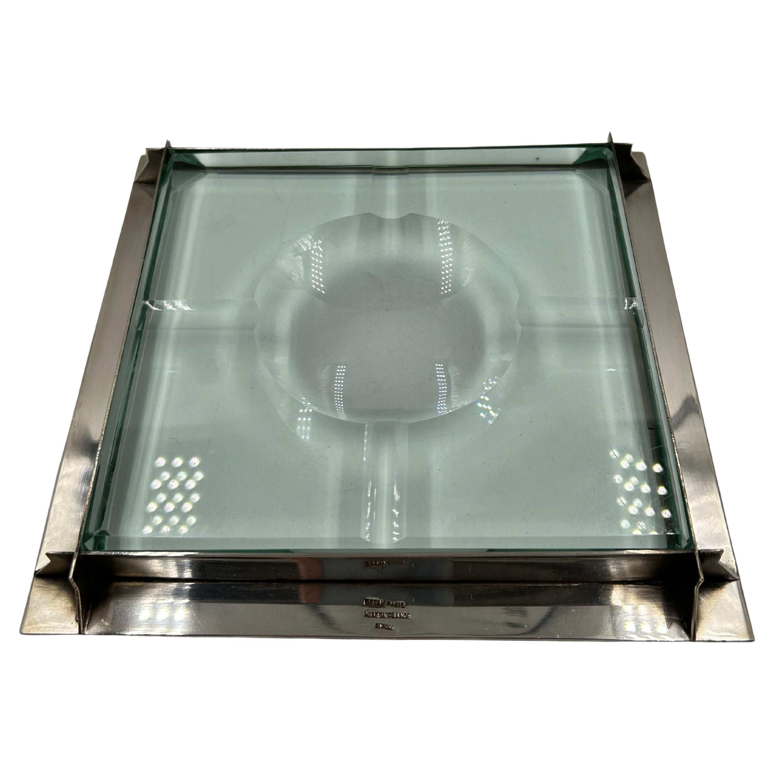 Art Deco Ashtray in Silver-Plated Metal and Glass by Maison Desny, France, c. 19 en venta