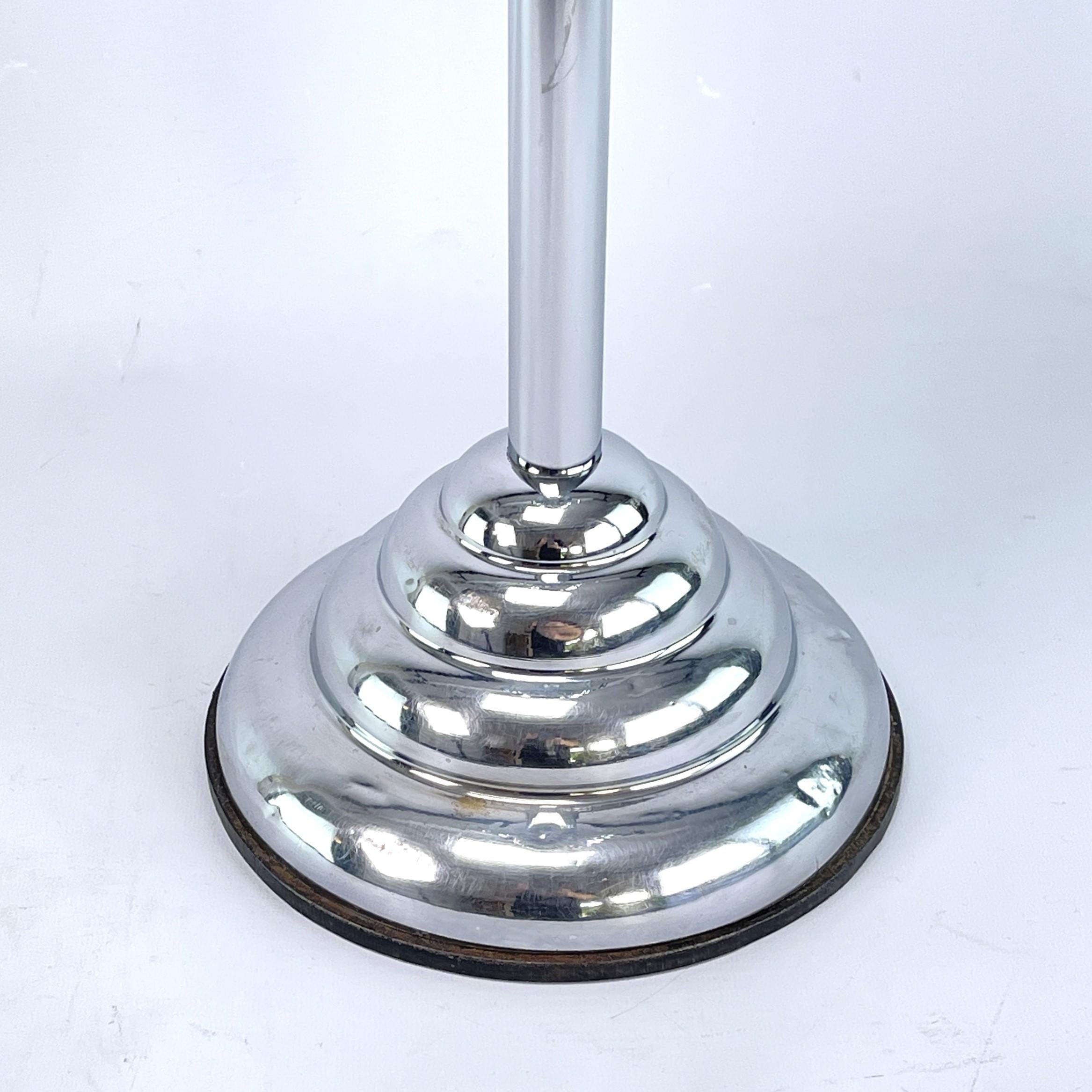 Art Deco Aschenbecher Stand, von Demeyere, Belgien, Chrom und Bakelit, 1930er Jahre im Zustand „Gut“ im Angebot in Bingen am Rhein, RP