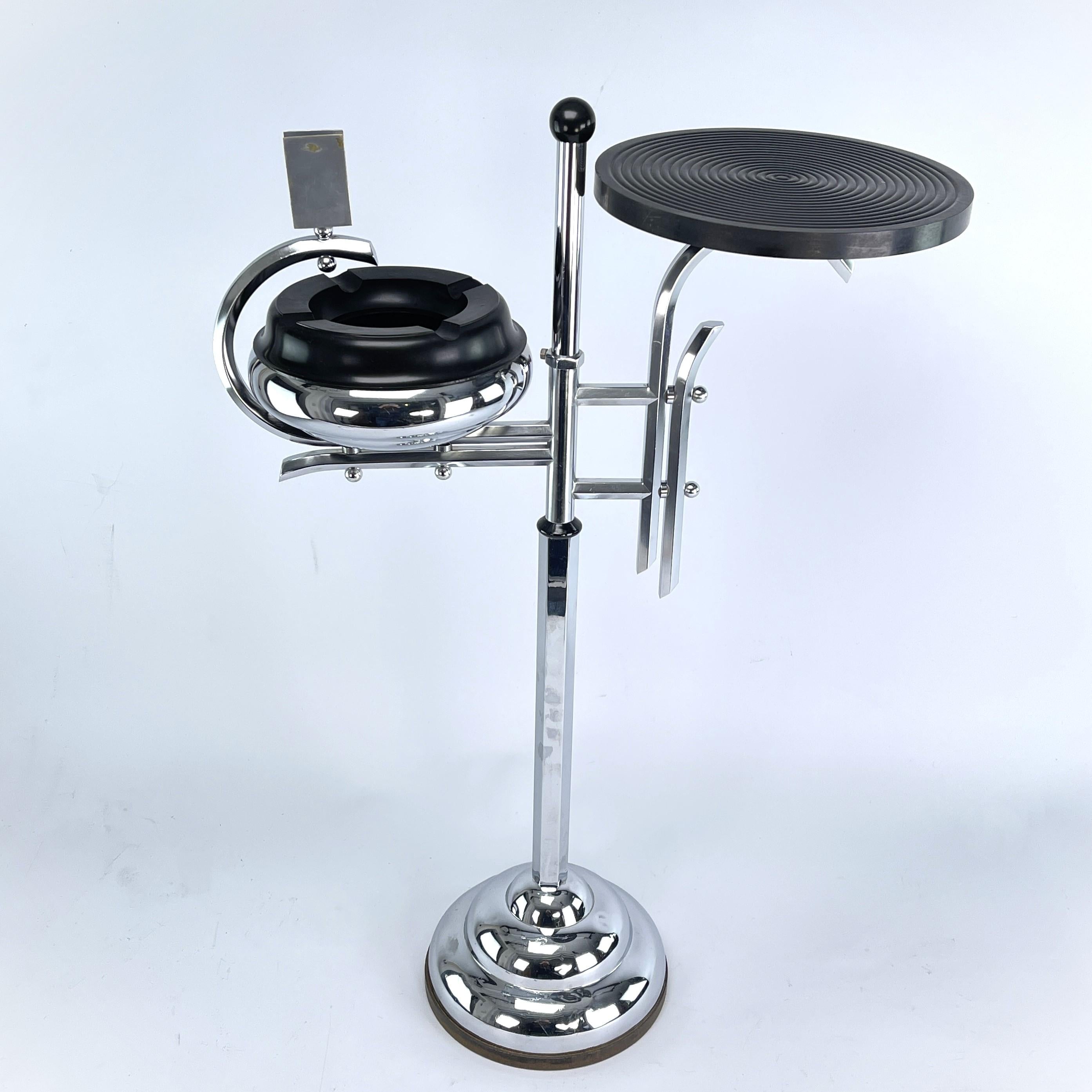 Art Deco Ashtray Stand, Chrome and Bakelite by Demeyere, Belgium, 1930s In Good Condition In Saarburg, RP