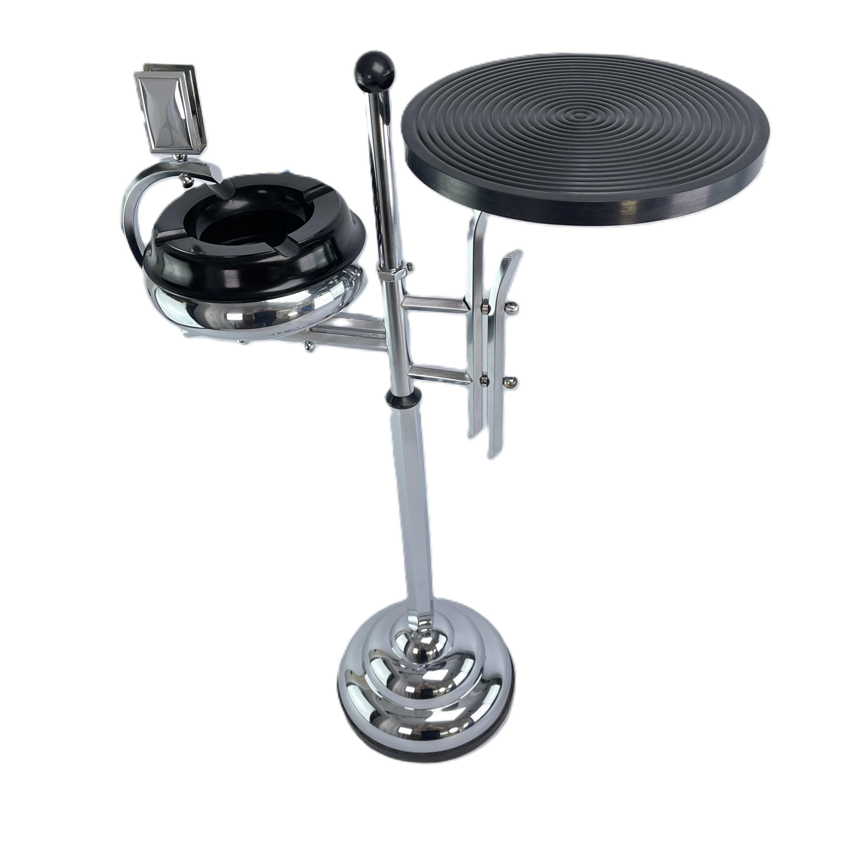 Art Deco Ashtray Stand, Chrome and Bakelite by Demeyere, Belgium, 1930s In Good Condition For Sale In Bingen am Rhein, RP