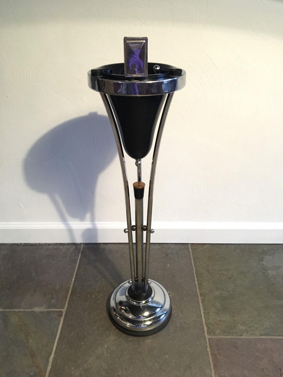 Art Deco Ashtray Stand, Chrome and Bakelite, Demeyere Belgium, 1930s For Sale 8