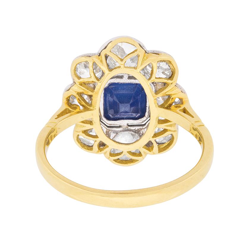 Art Deco Asscher-Schliff Saphir-Diamant-Ring circa 1920er Jahre im Zustand „Gut“ im Angebot in London, GB