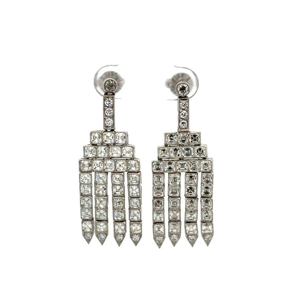 Taglio Asscher Orecchini a lampadario in platino con diamante Asscher e diamante OEC Art Deco in vendita