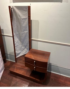 Vanità francese asimmetrica Art Deco con specchio e cassetti a tutta lunghezza