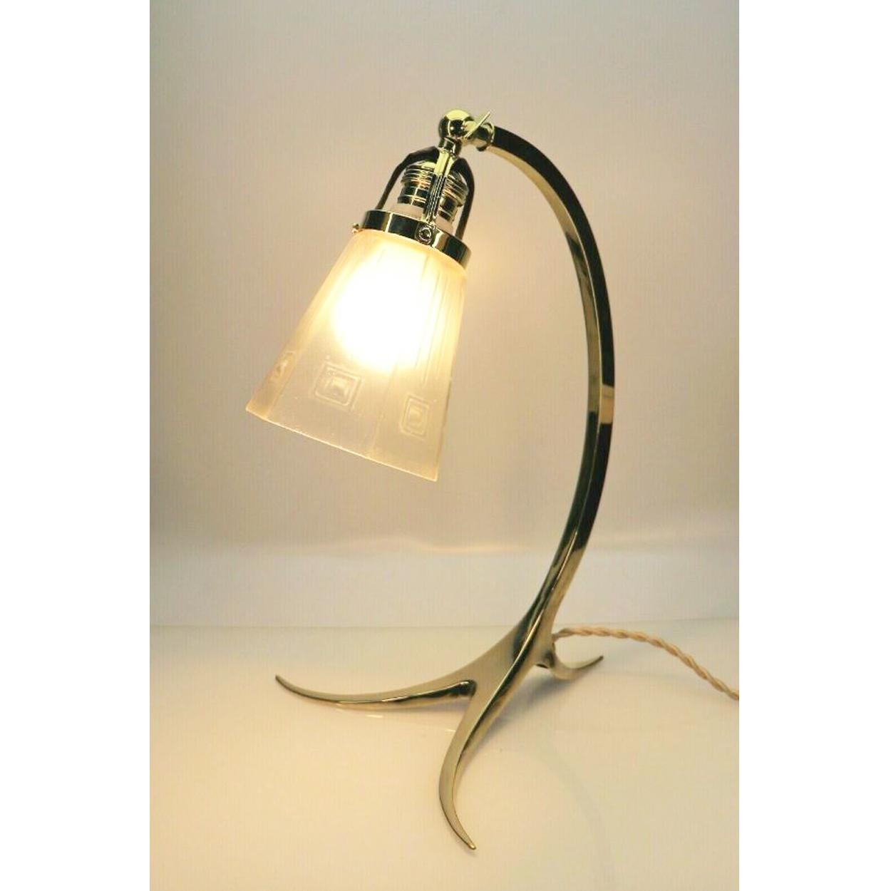 Art-Deco At Nouveau Hex Gold Glass Brass Milkglass Table Lamp, 1910 In Good Condition For Sale In Rijssen, NL