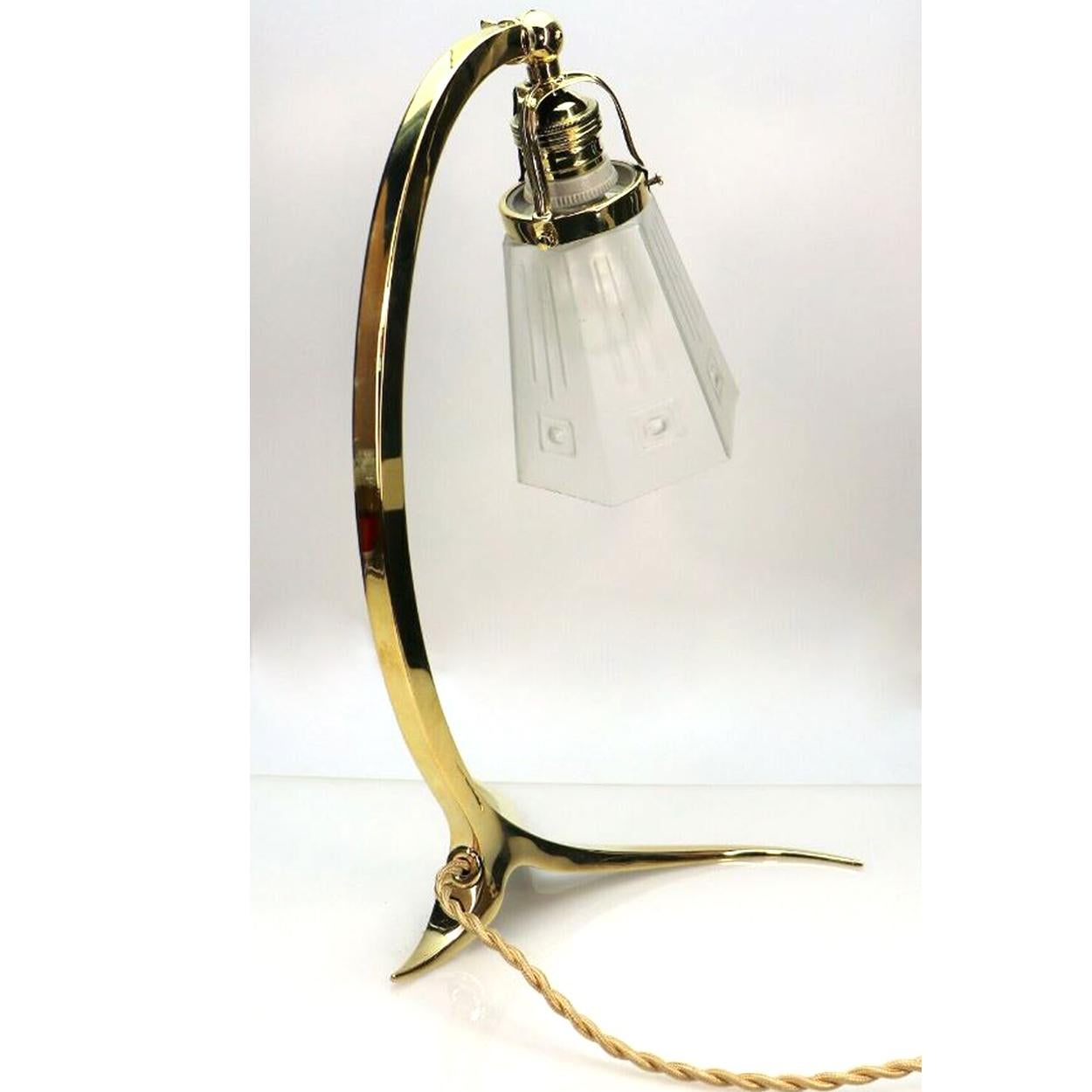 Early 20th Century Art-Deco At Nouveau Hex Gold Glass Brass Milkglass Table Lamp, 1910 For Sale