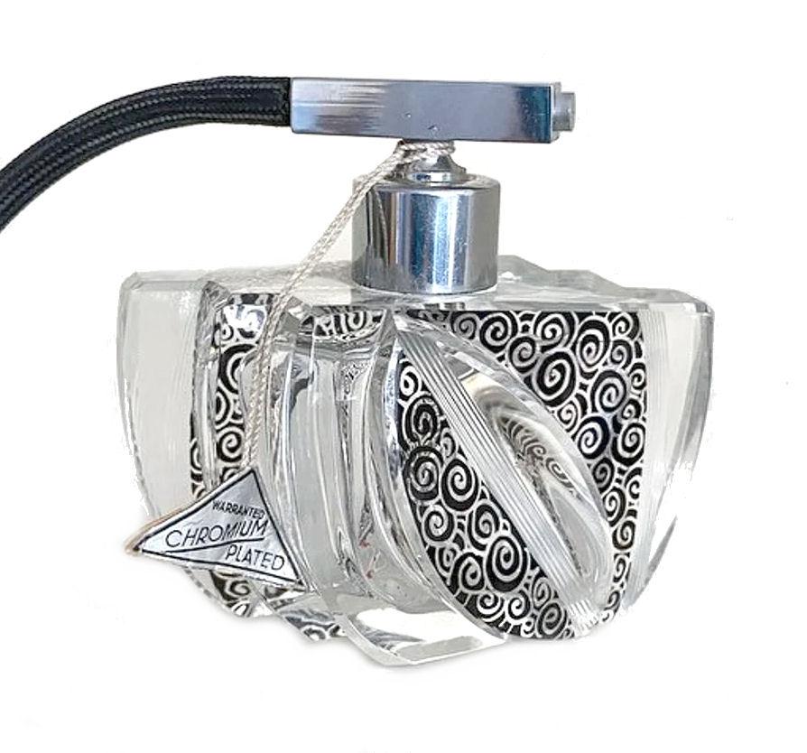 Flacon de parfum Art Déco en verre taillé Atomizer décoré d'émail, anglais, années 1930 en vente 4