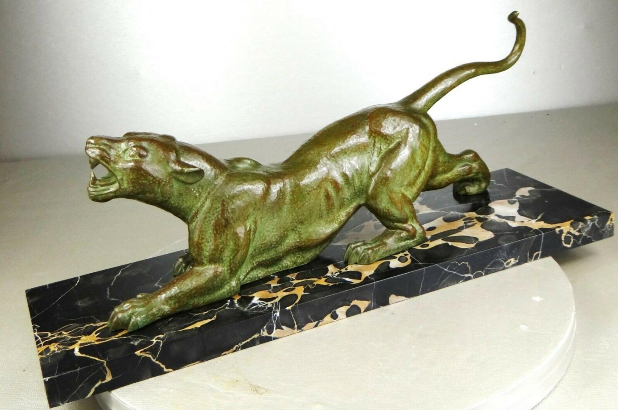 Early 20th Century Art Deco ‘Attacking Panther’ Large Authentic Sculpture by D.H.Chiparus, 1920
