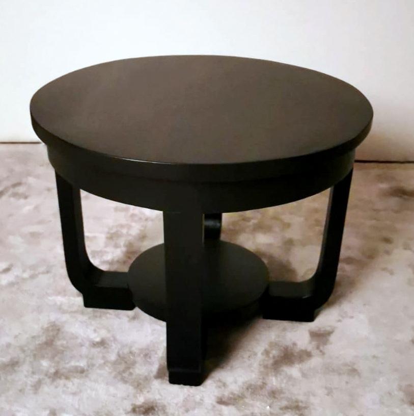 Mid-20th Century Art Deco Austrian Black Round Coffee Table