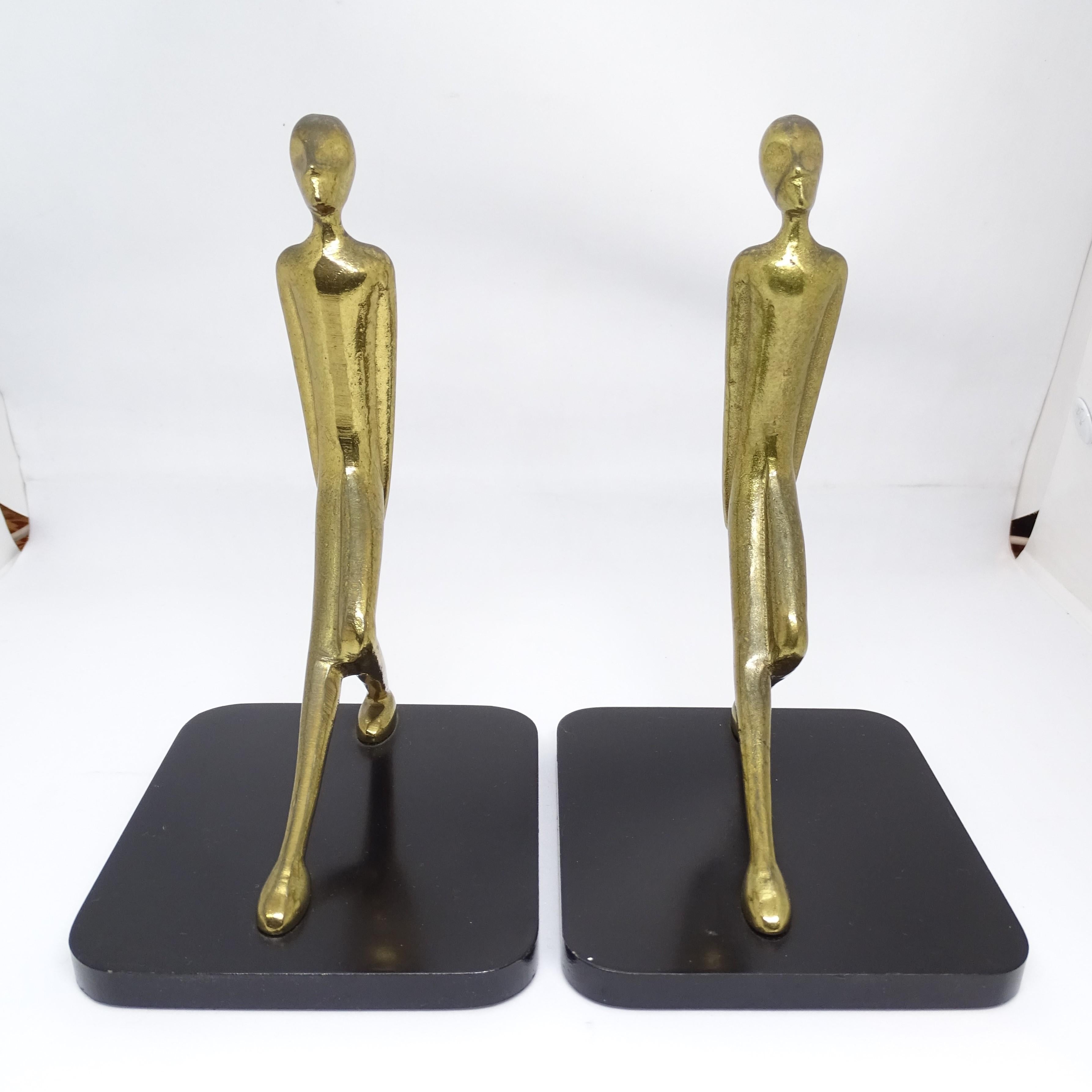 Hand-Crafted Art Deco Austrian pair of Bronze sculptures figurative, abstractat