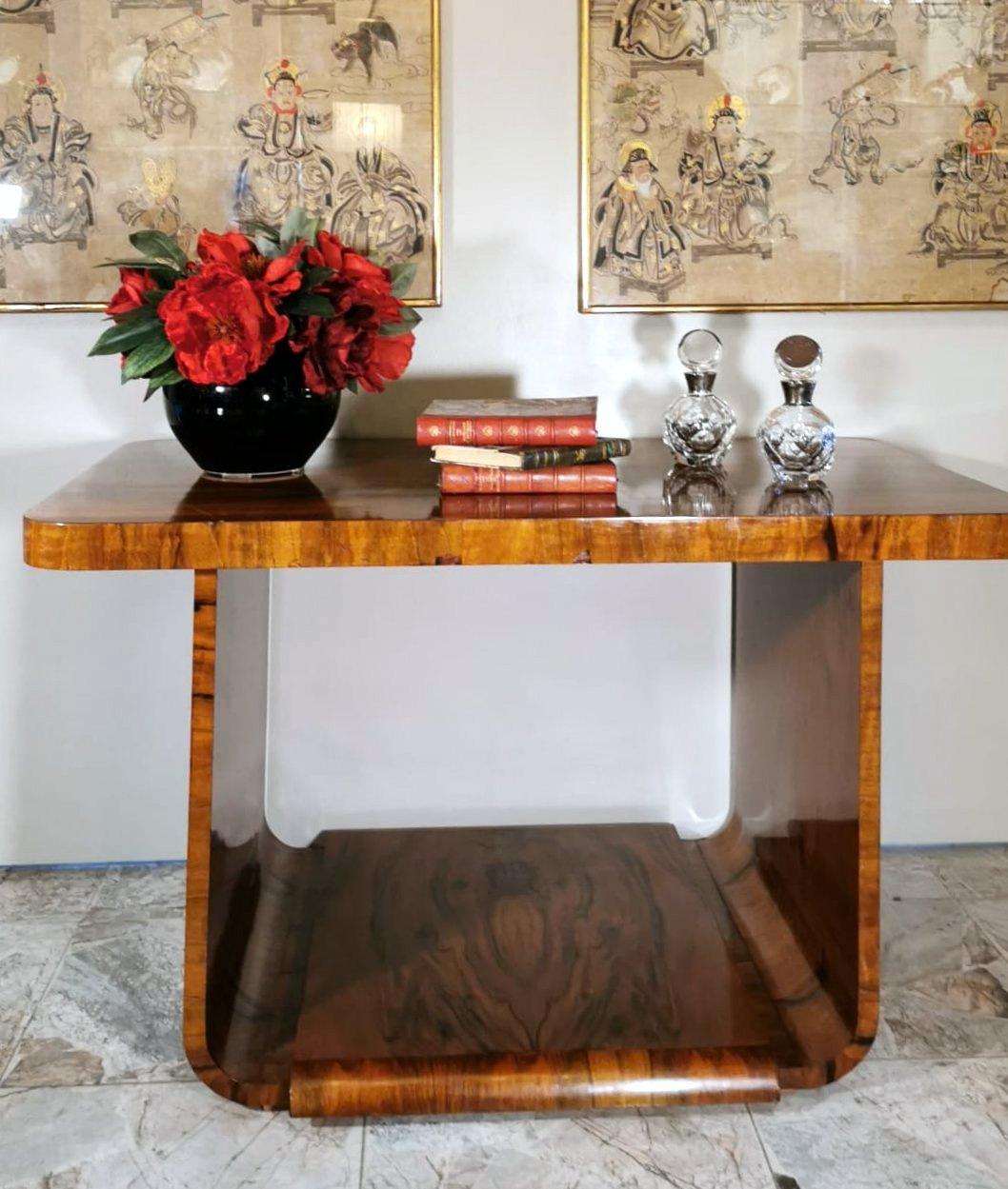 Art Deco' Austrian Walnut Briar Table 12