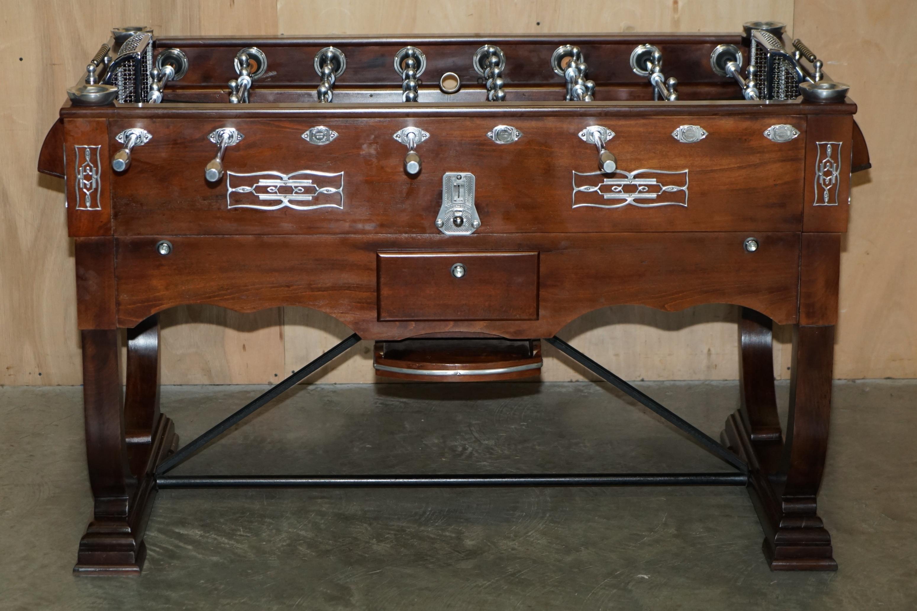 Royal House Antiques

Royal House Antiques is delighted to offer for sale this stunning early 20th century Babyfoot Toulet est 1857 Football table with Chrome players

Please note the delivery fee listed is just a guide, it covers within the M25