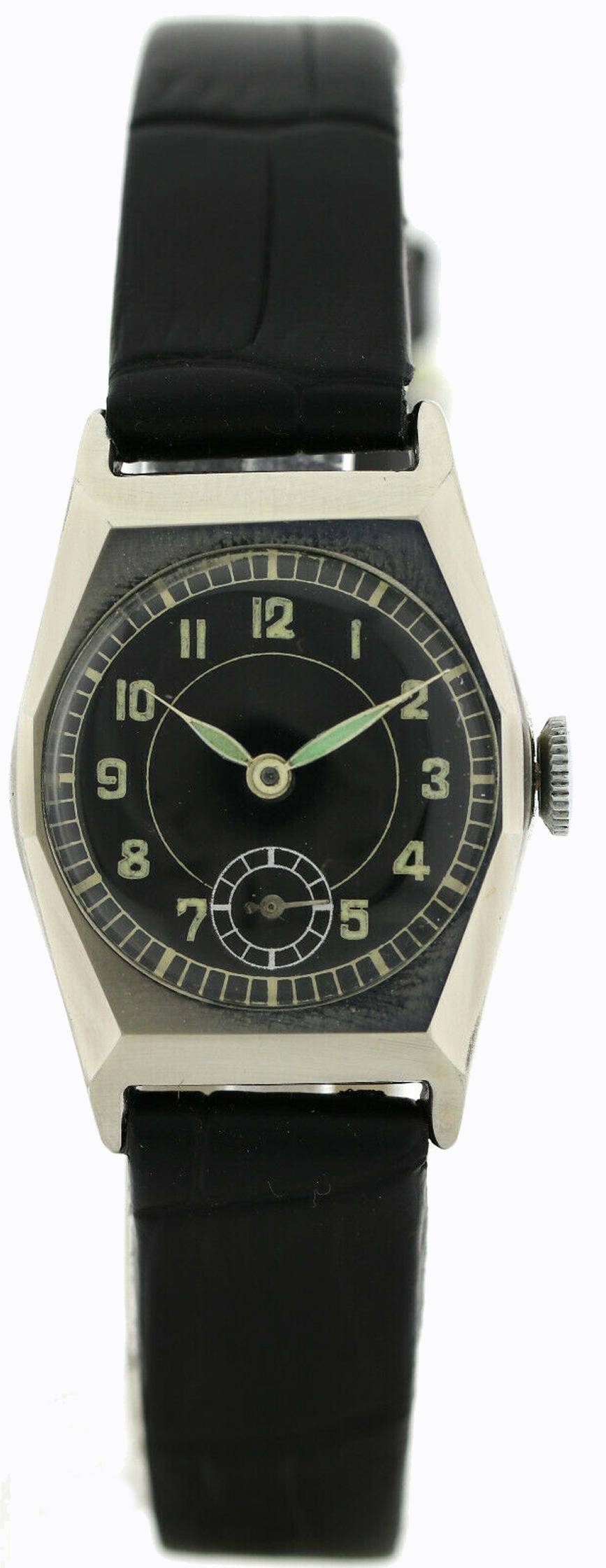 Art déco Art Deco Back Dial Gents Wristwatch Old Stock, Never Worn, Newly Serviced, 1930 en vente