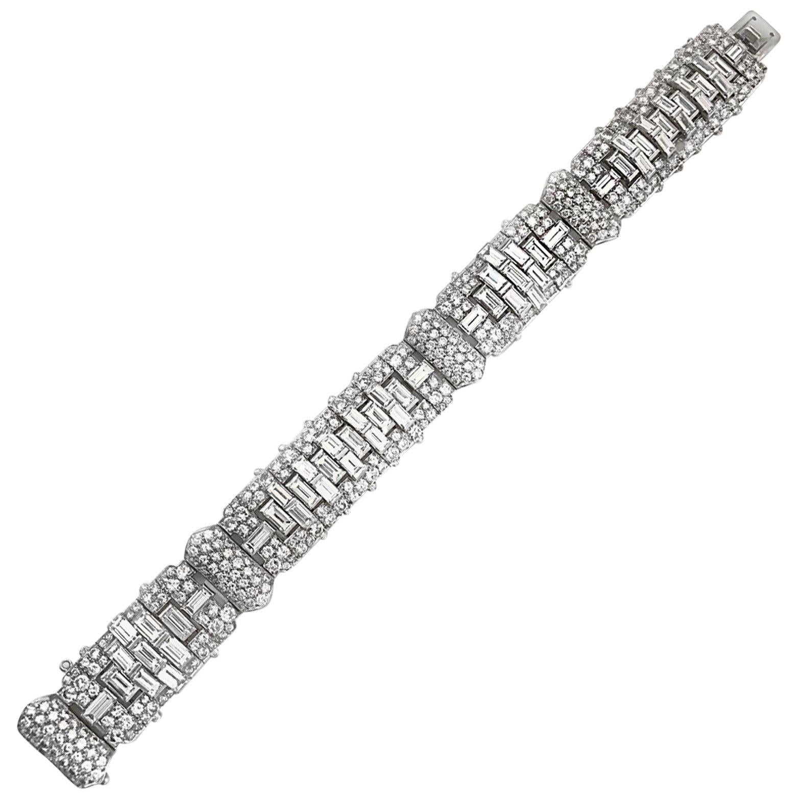 Art Deco GAL Certified 24.5 Carat Baguette Round Diamond Platinum Bracelet For Sale