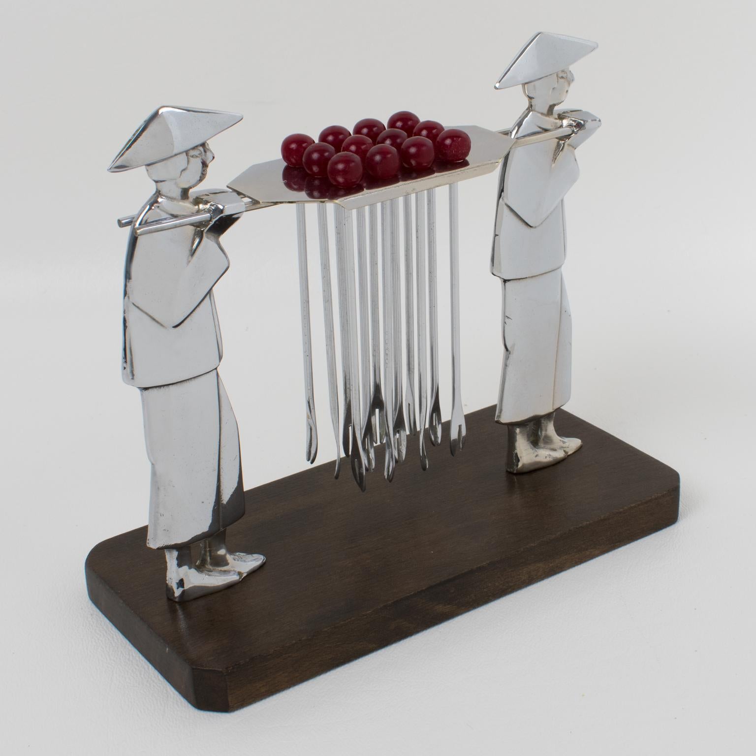 Serveur de pics à cocktail Art déco en bakélite et en chrome, circa 1930 en vente 5