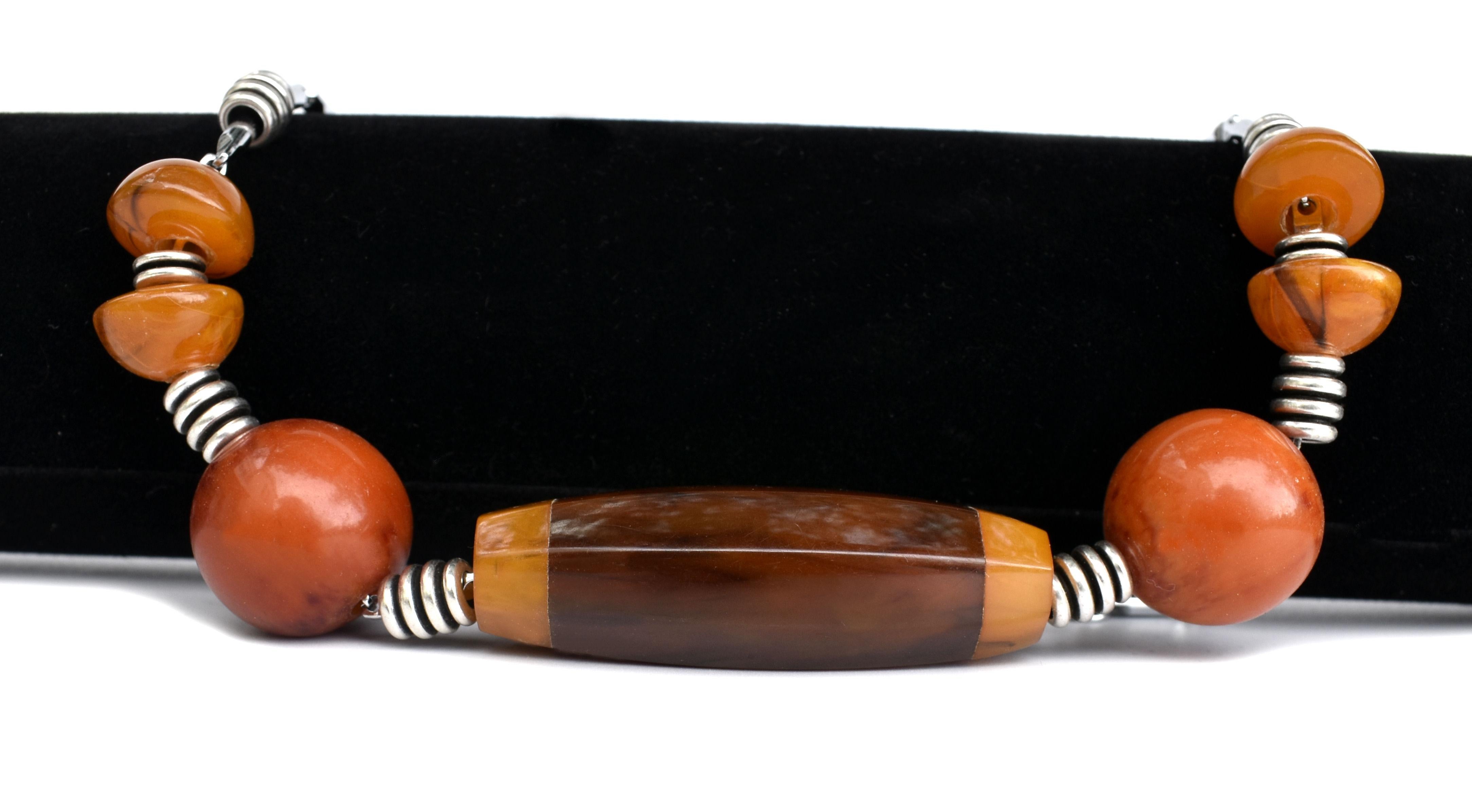 Art Deco Bakelite and Chrome Necklace, C1930 In Good Condition For Sale In Westward ho, GB