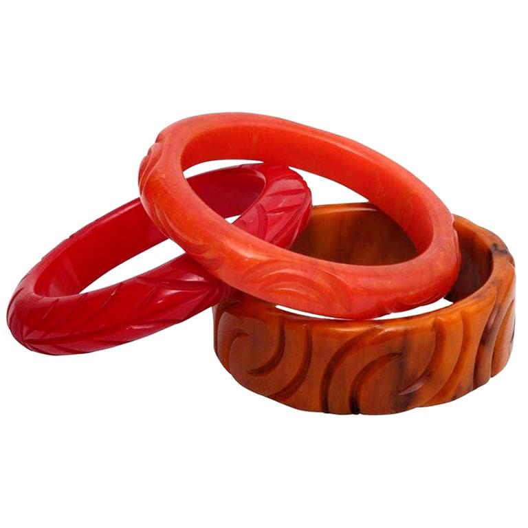 Bakelite Carved Bracelet Bangle Crimson Red For Sale at 1stDibs