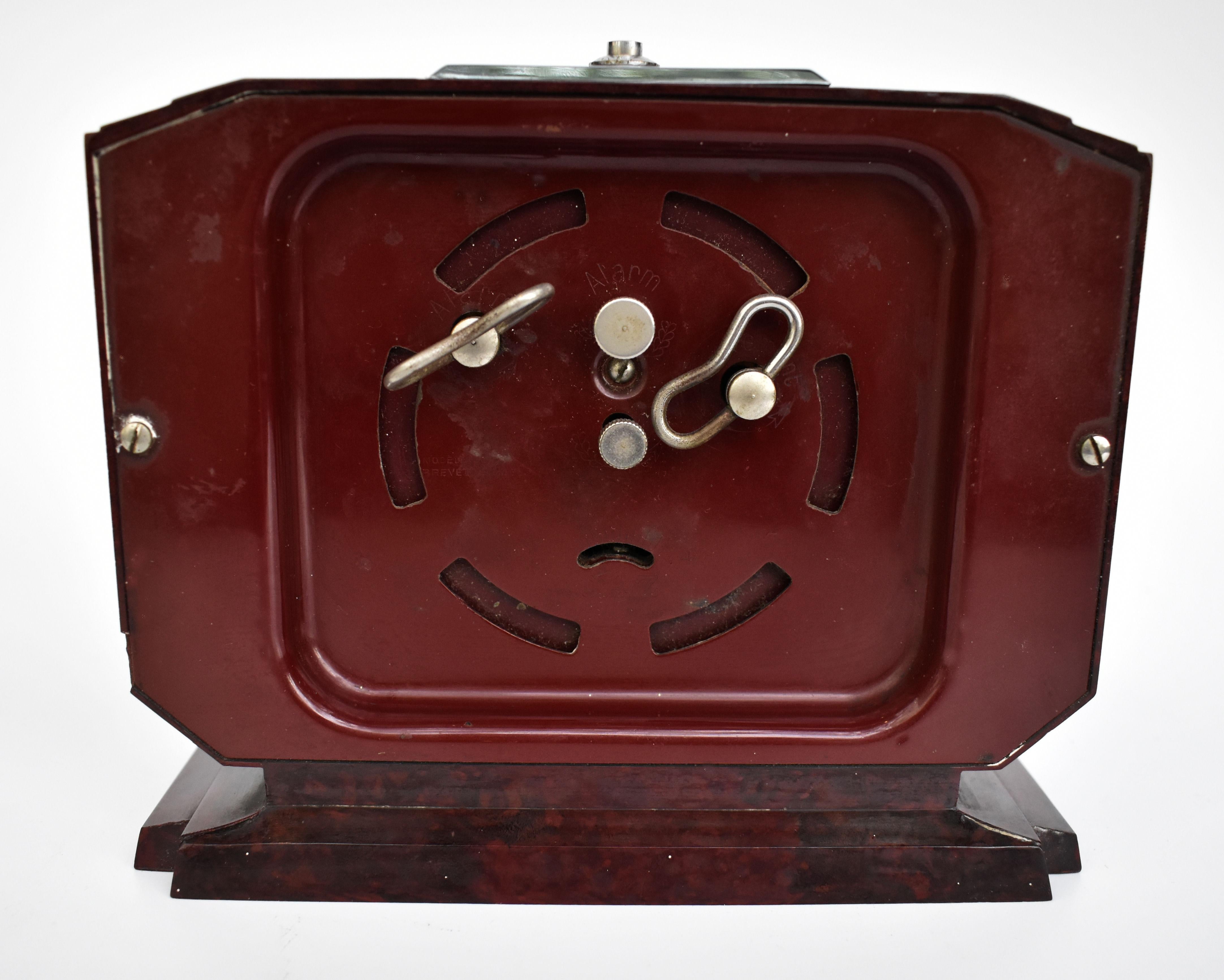 Art Deco Bakelite Clock by JAZ, French, C1930 In Good Condition For Sale In Devon, England