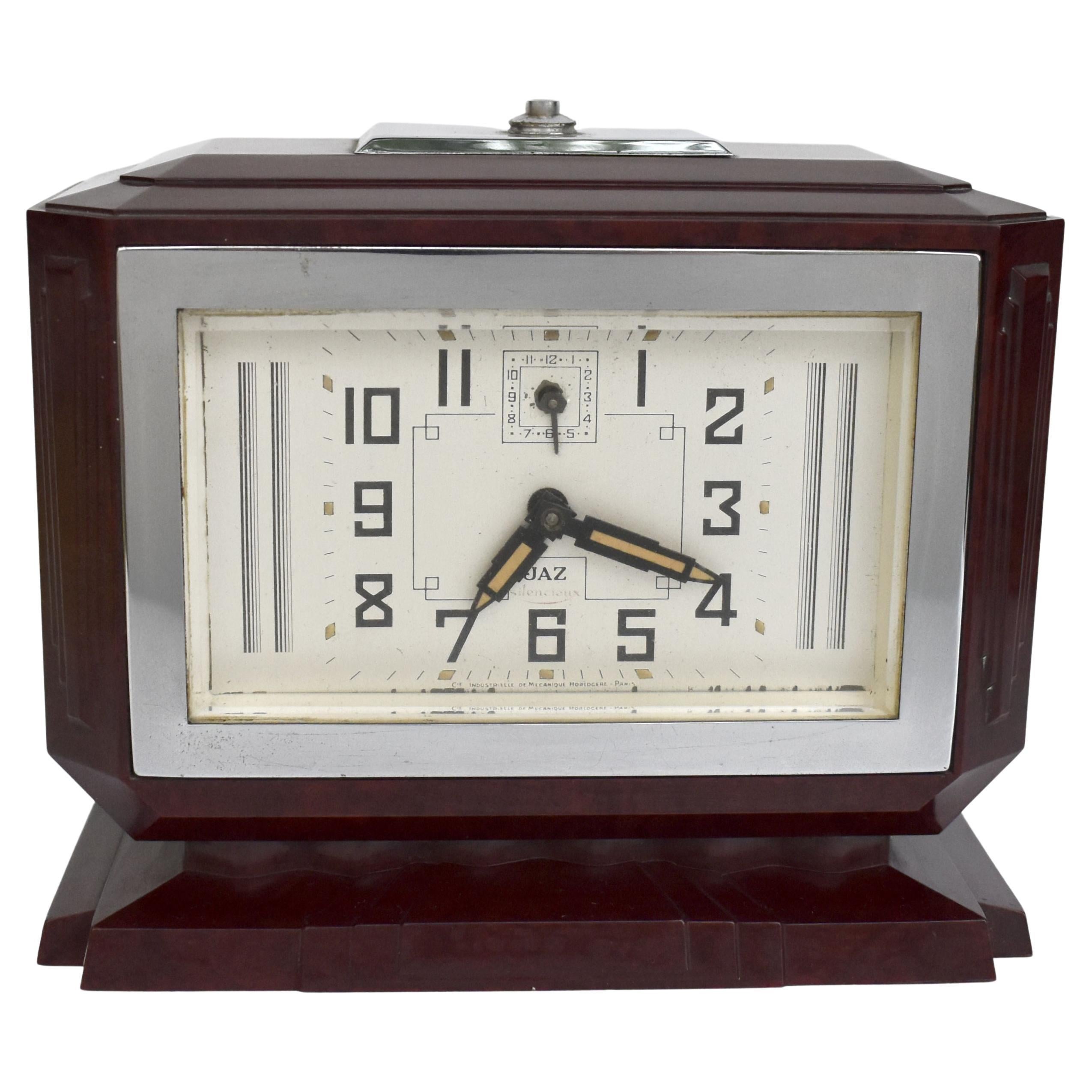 Horloge Art Déco en bakélite par JAZ, France, C1930 en vente
