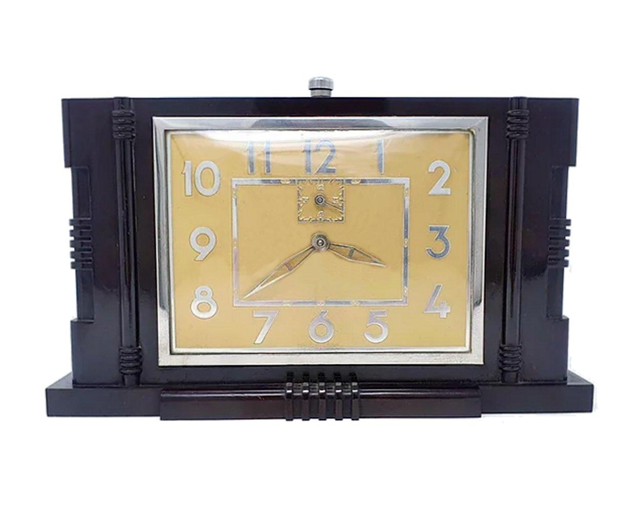 Art-Déco-Uhr aus Bakelit, Französisch, gewartet. um 1930 (Metall) im Angebot