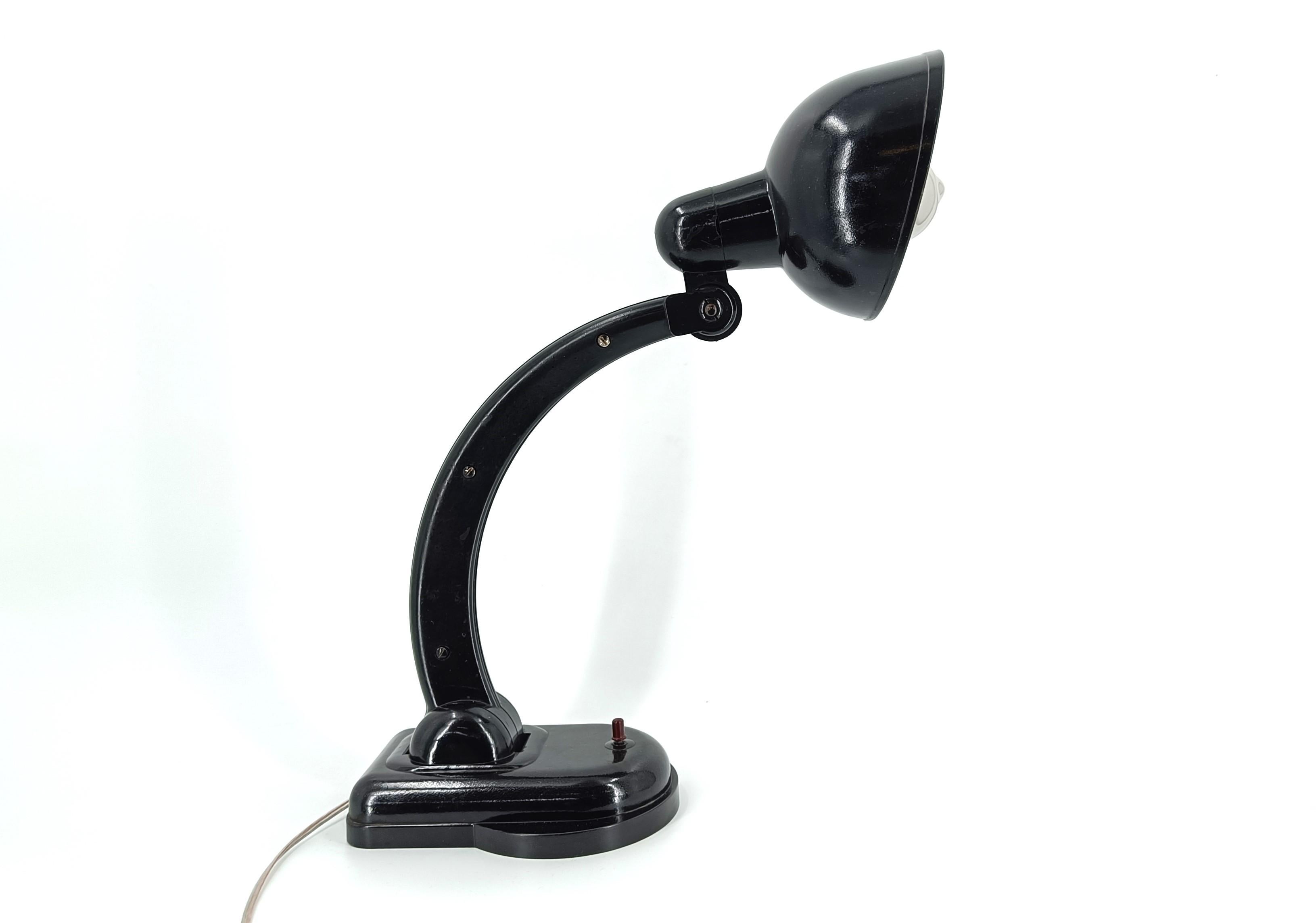 Art deco bakelite desk lamp, 1950s For Sale 3