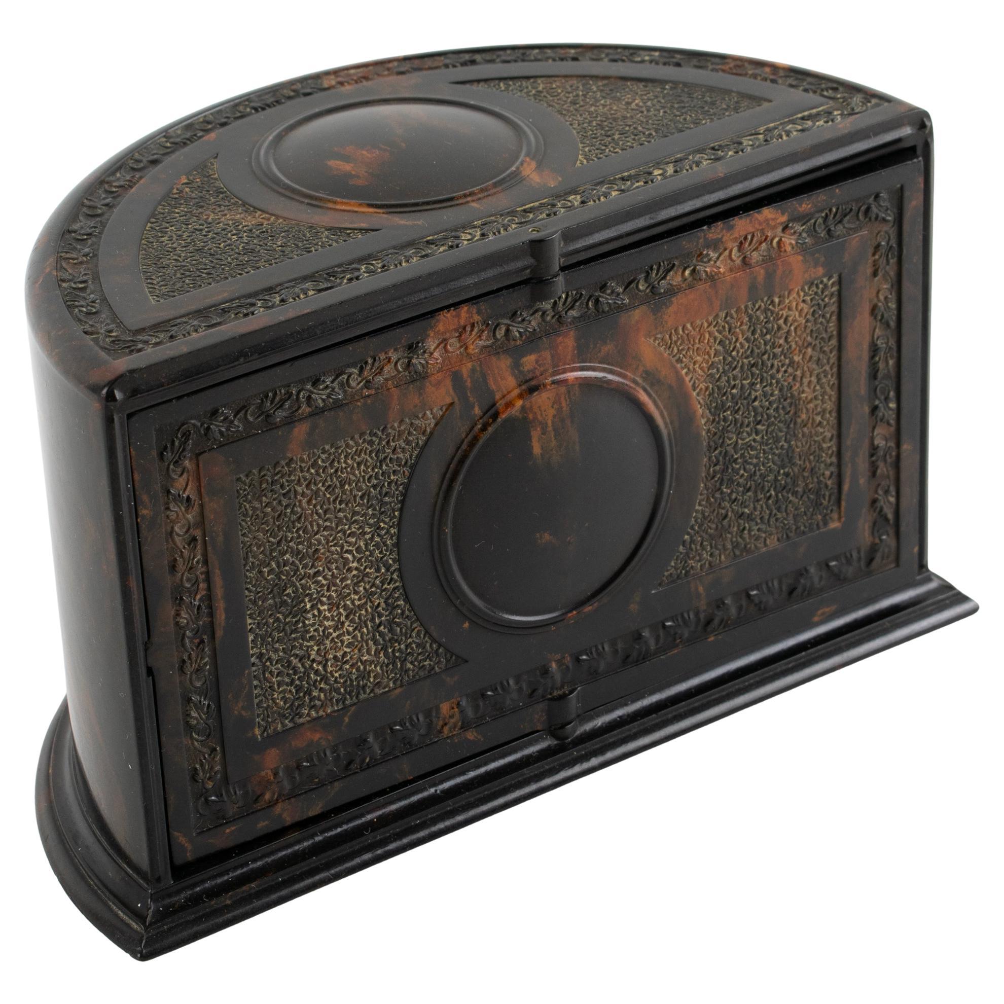 Art Deco Bakelite Modernist Box by Linsden, England circa 1925 For Sale